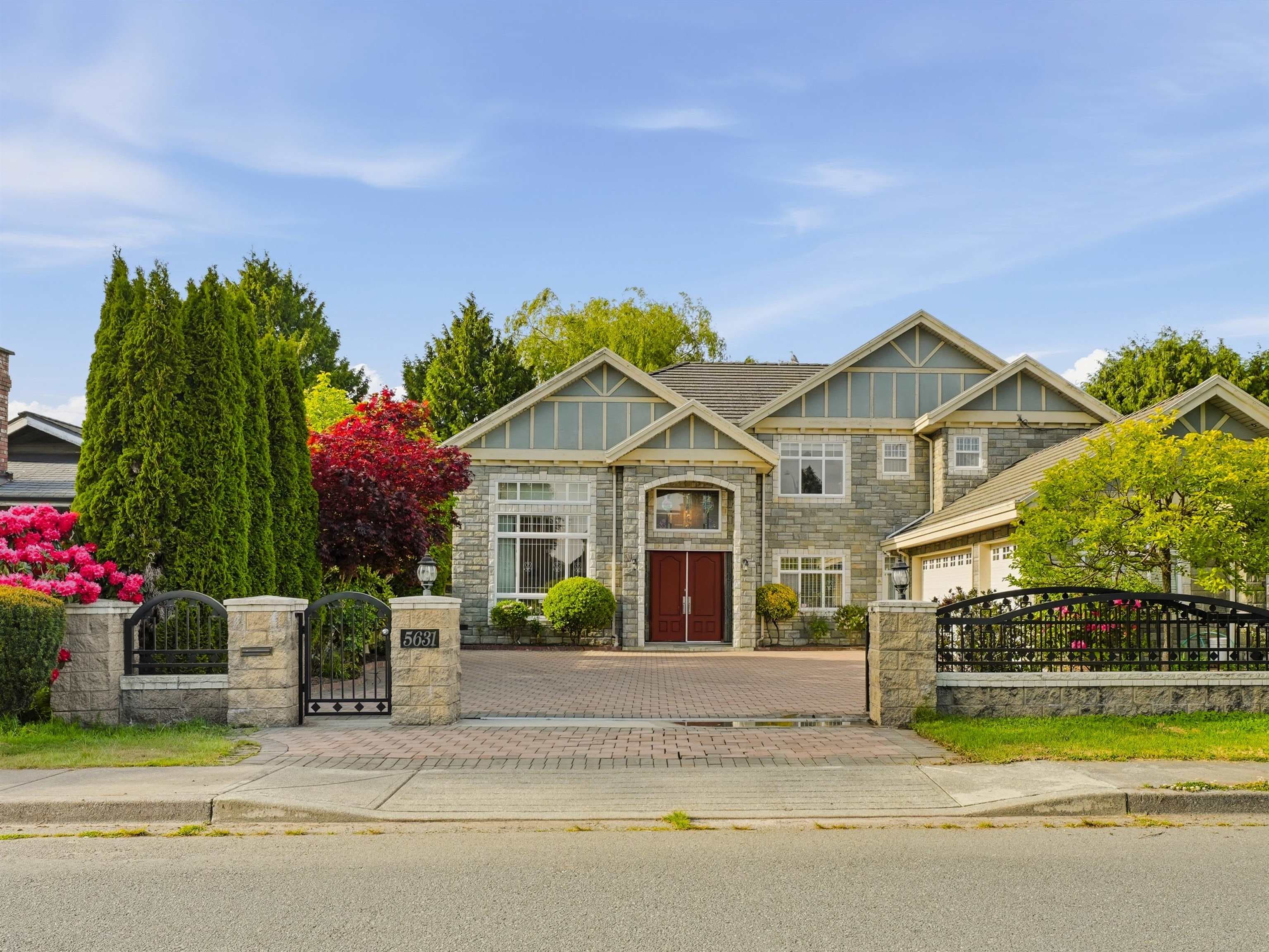 5631 Clearwater Drive, Richmond, V7C 3B6 — photo 2