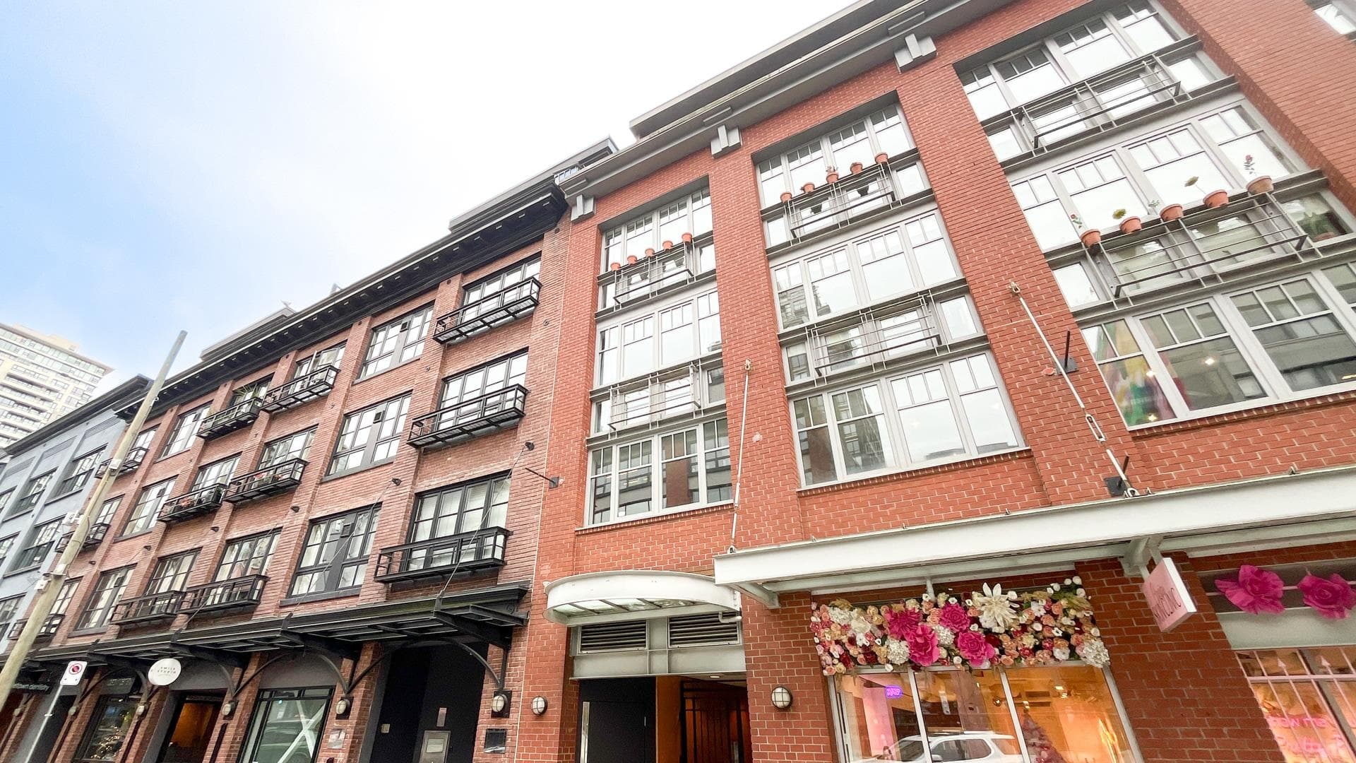 306 - 1072 Hamilton Street, Vancouver