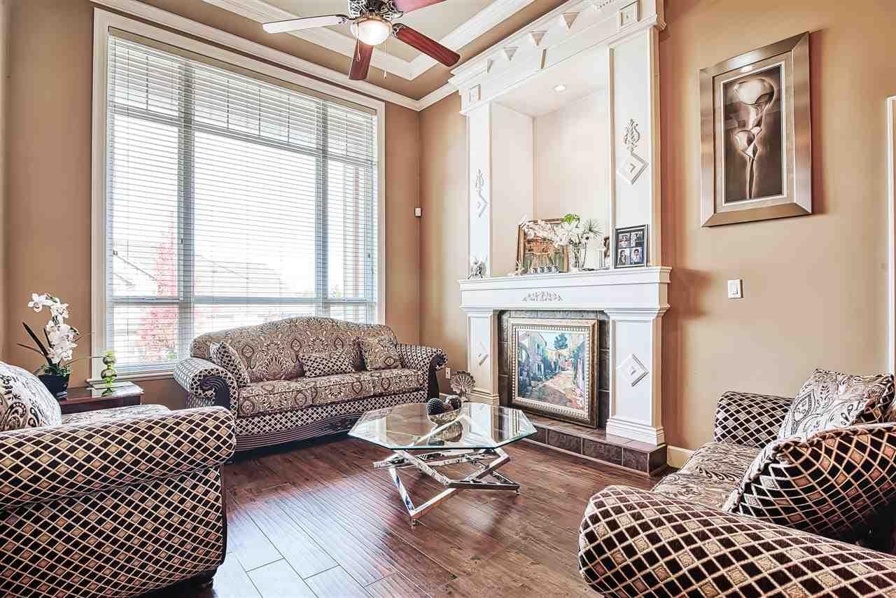 14670 76a Avenue, Surrey, V3S 2P4 — photo 3
