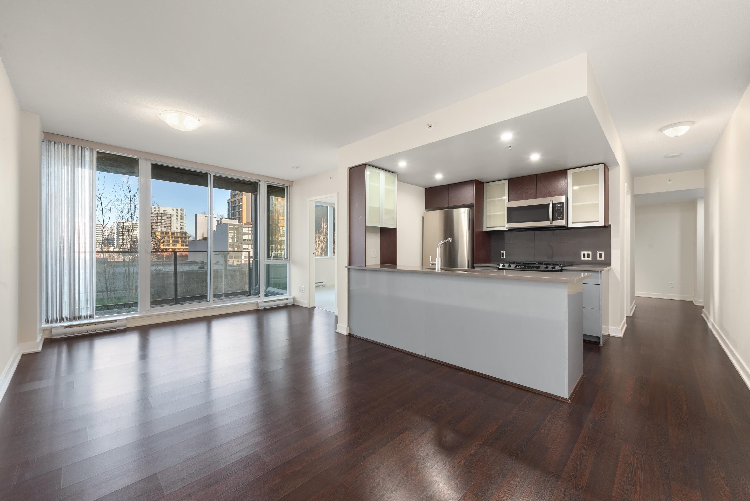 302 - 7080 No. 3 Road, Richmond