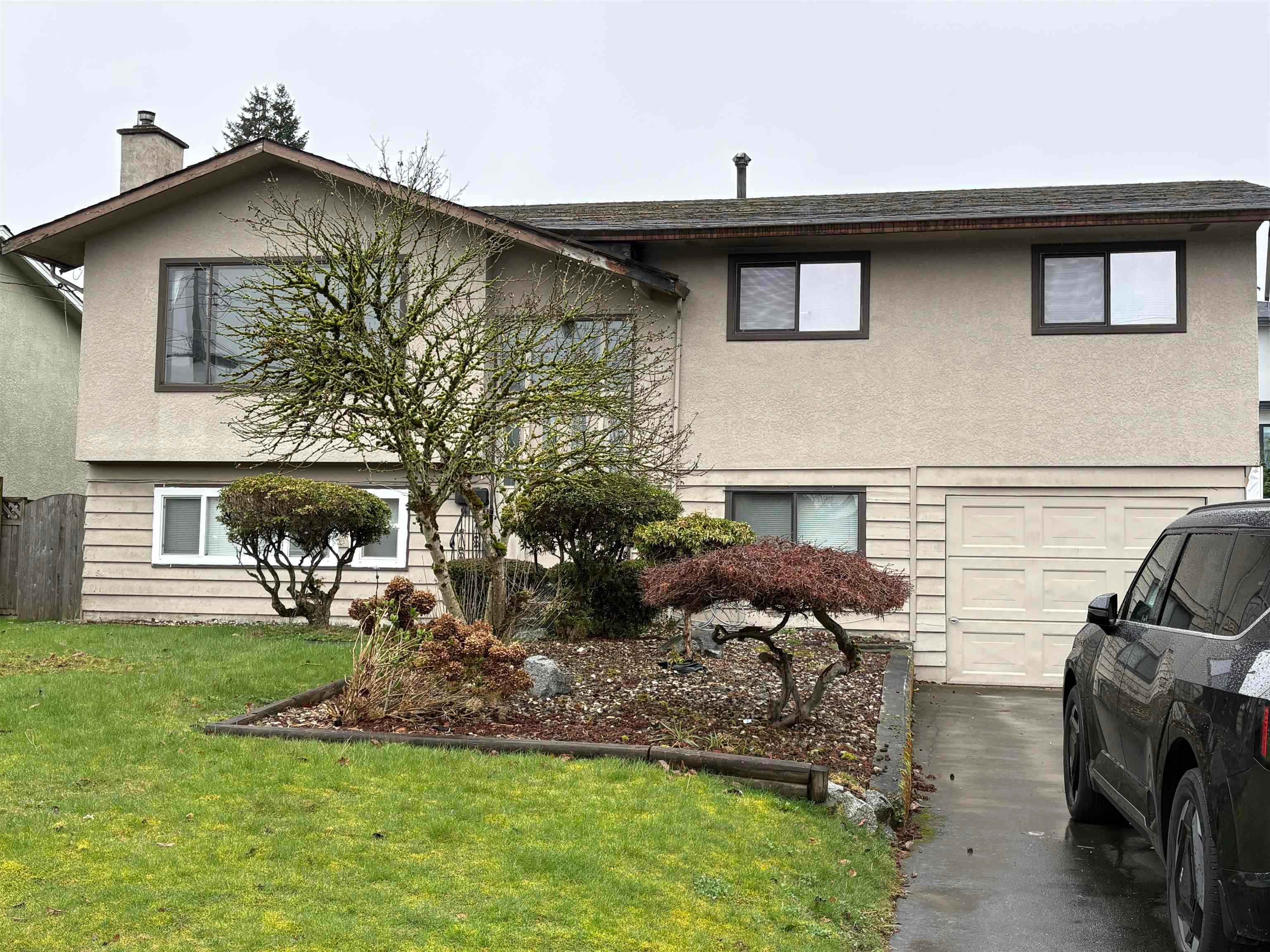 12234 99a Avenue, Surrey