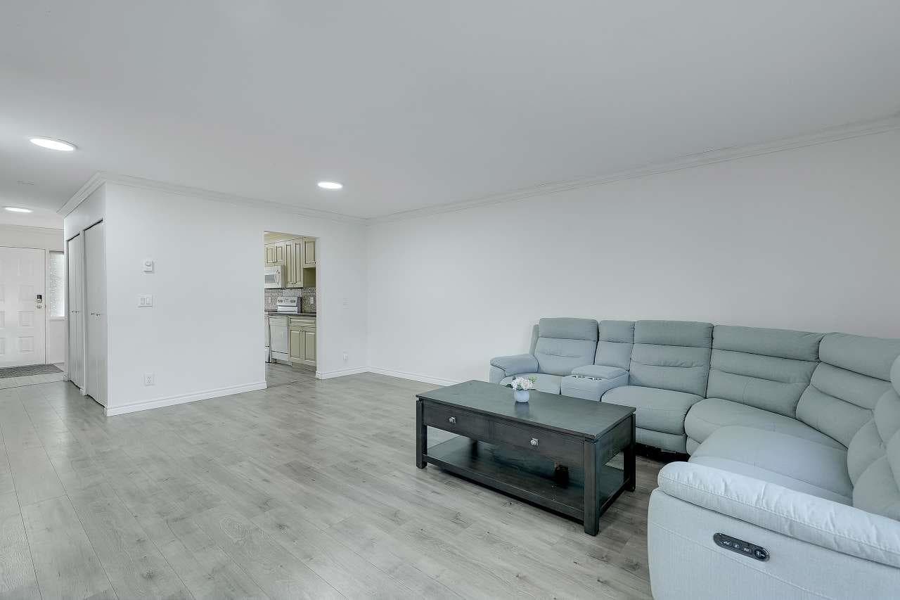 252 - 9452 Prince Charles Boulevard, Surrey, V3V 1S6 — photo 3