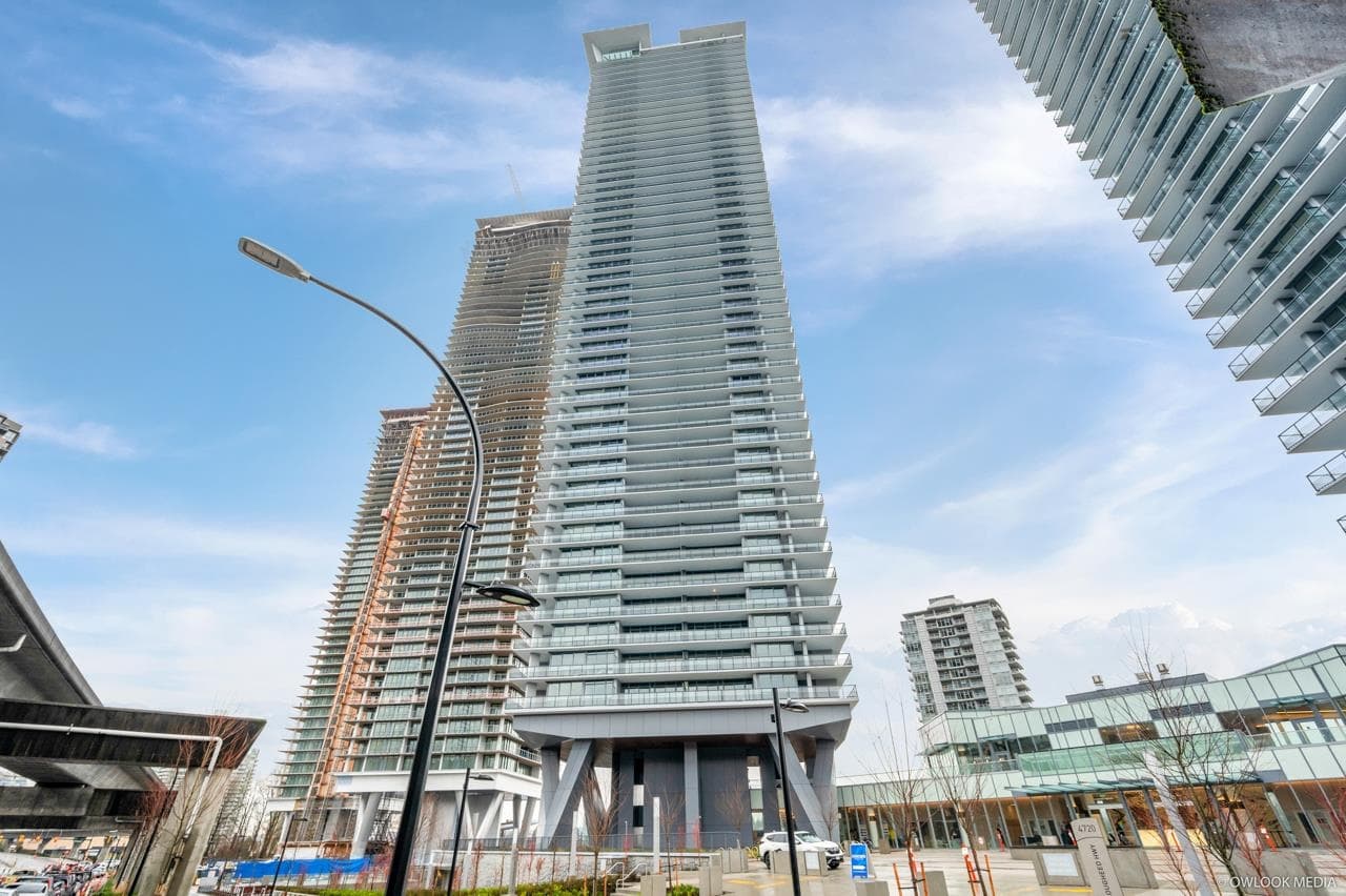 2306 - 4730 Lougheed Highway, Burnaby — sold