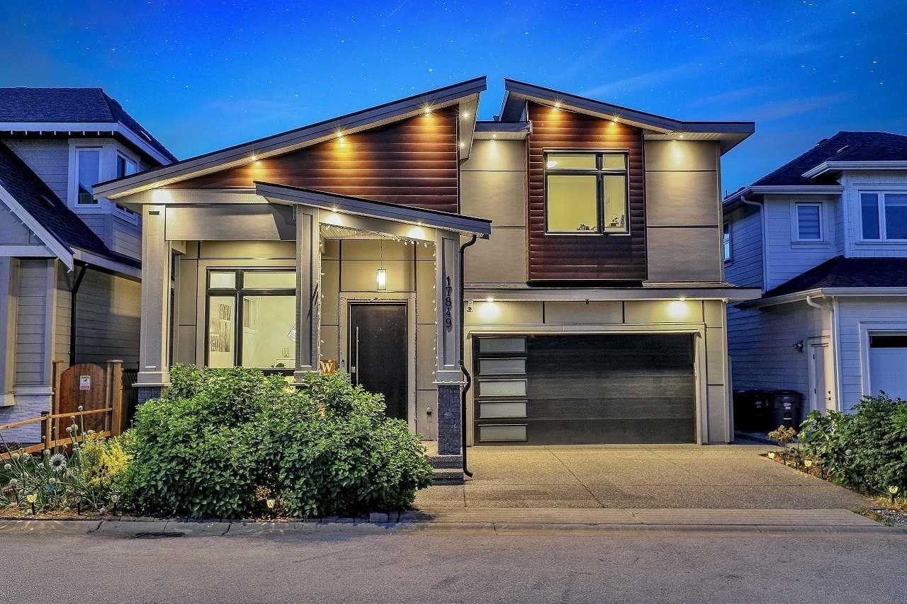 17849 E Barnston Drive, Surrey, V4N 6T4 — photo 1