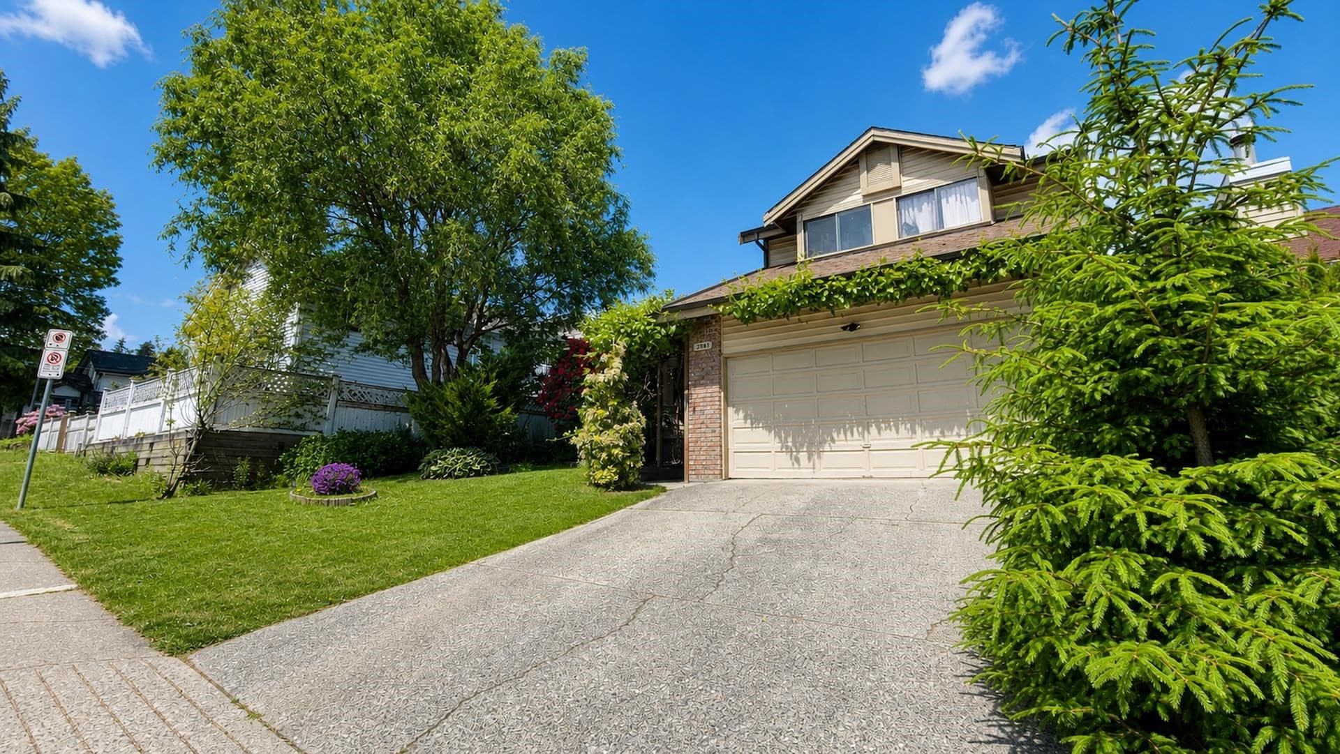 2961 Walton Avenue, Coquitlam
