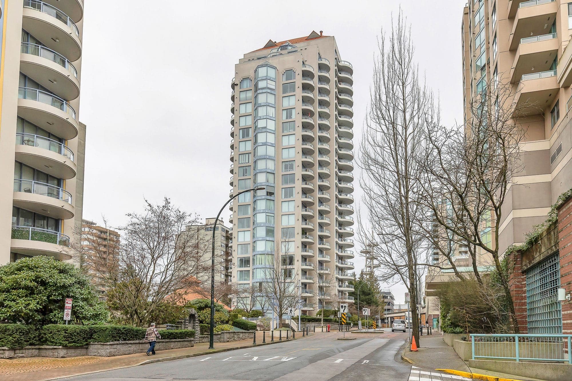 1904 - 719 Princess Street, New Westminster