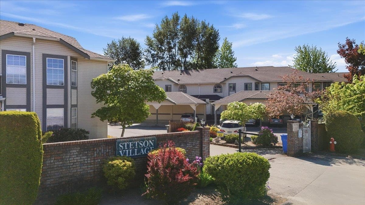 21 - 5750 174 Street, Surrey