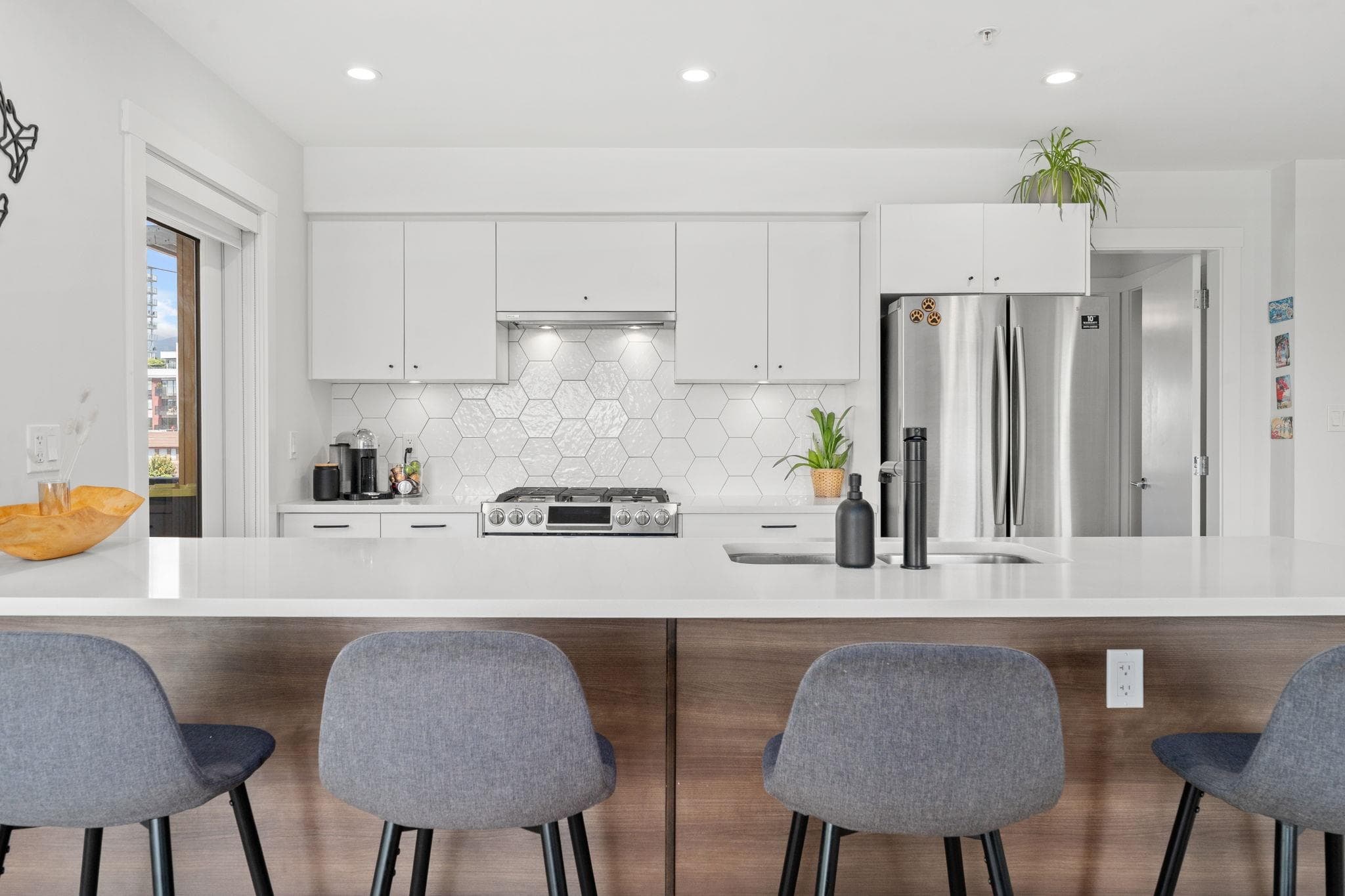 307 - 1519 Crown Street, North Vancouver