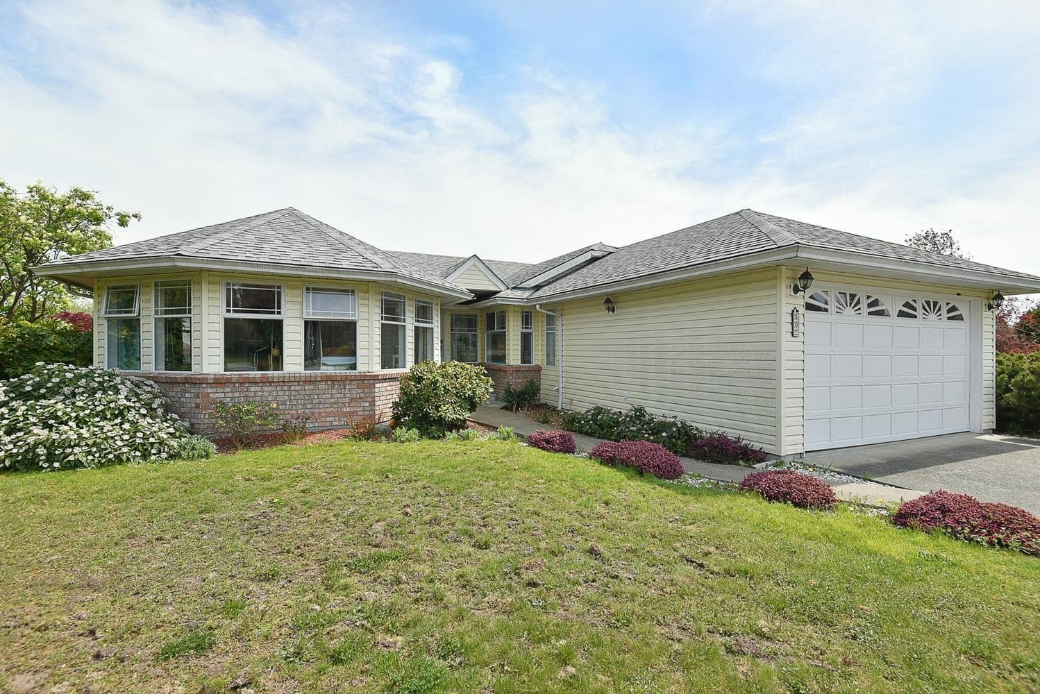 502 Eaglecrest Drive, Gibsons, V0N 1V8 — photo 2