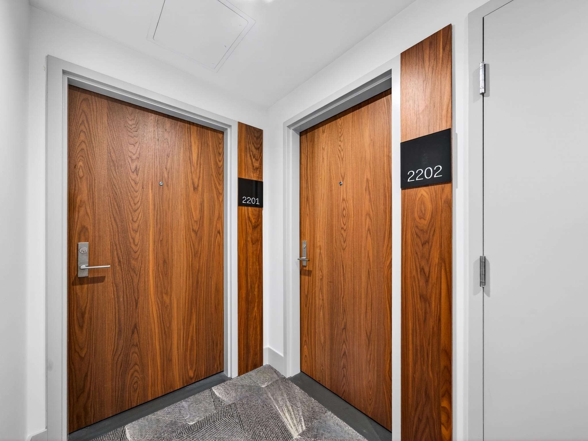 2202 - 6537 Telford Avenue, Burnaby, V5H 0K9 — photo 4