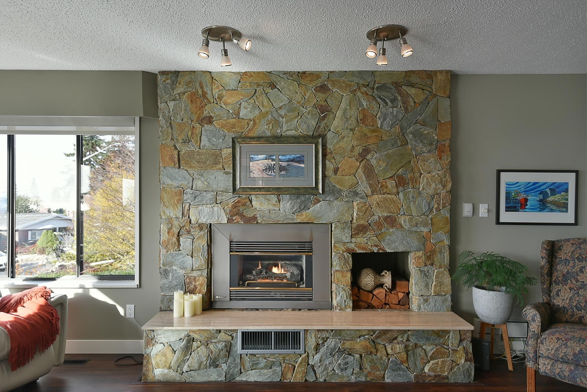 4926 Laurel Avenue, Sechelt, V7Z 0B7 — photo 3
