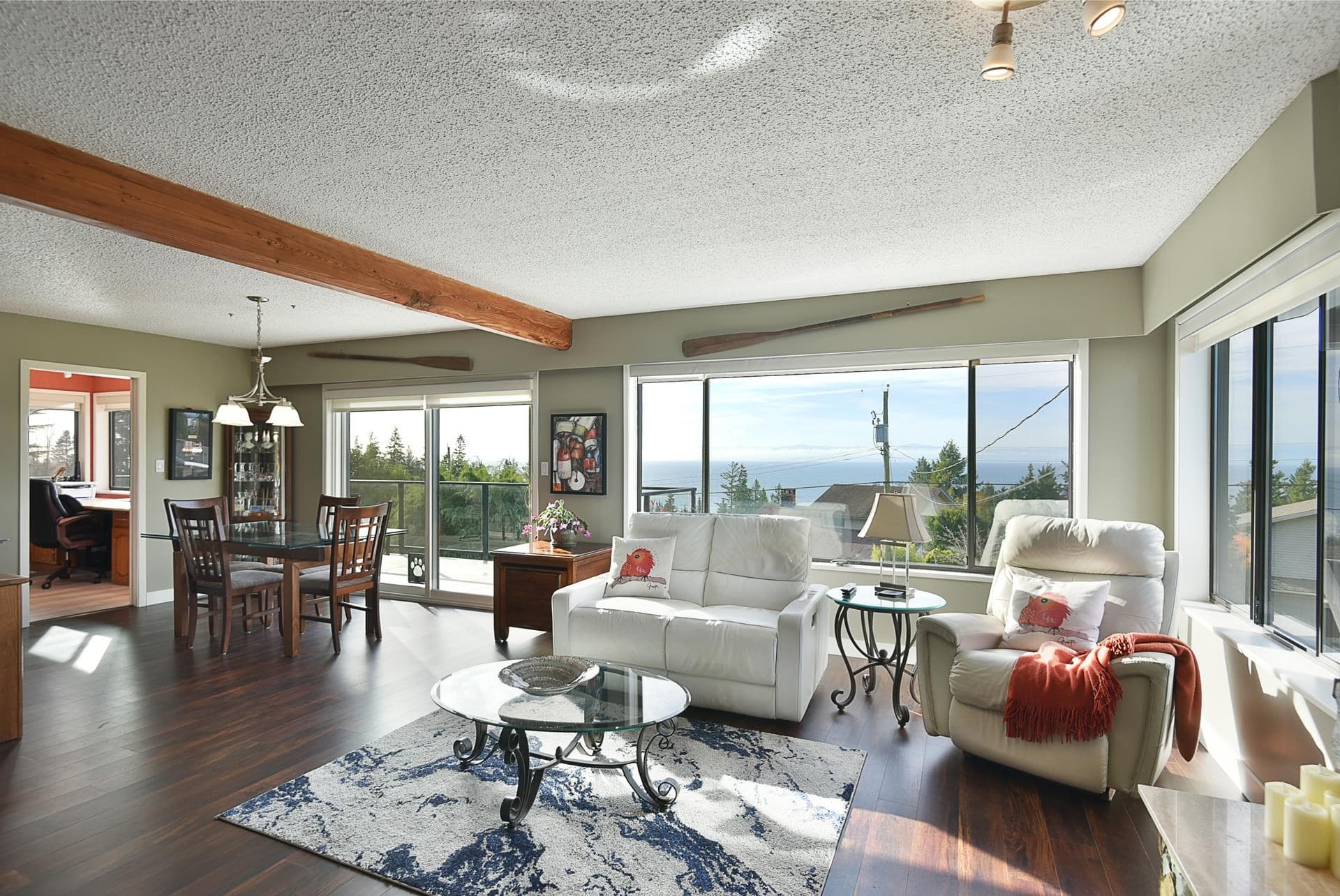 4926 Laurel Avenue, Sechelt