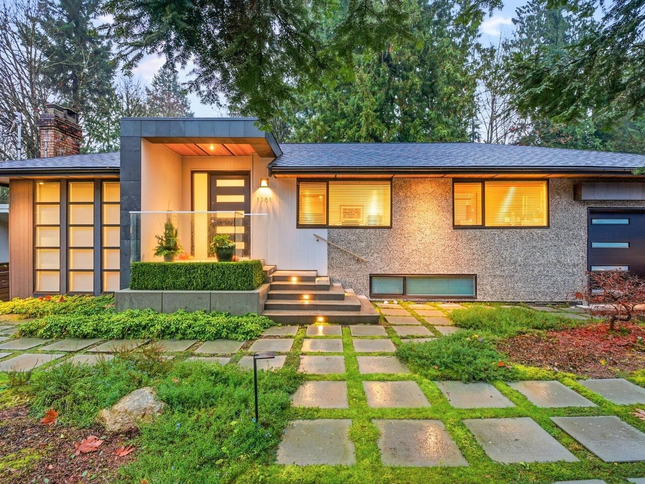 1381 Chine Crescent, Coquitlam, V3J 5X3 — photo 1