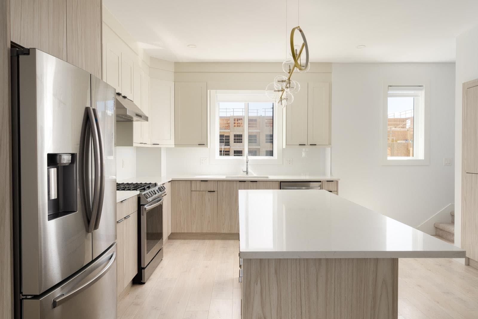 2 - 15950 Alder Place, Surrey, V4A 0C9 — photo 3