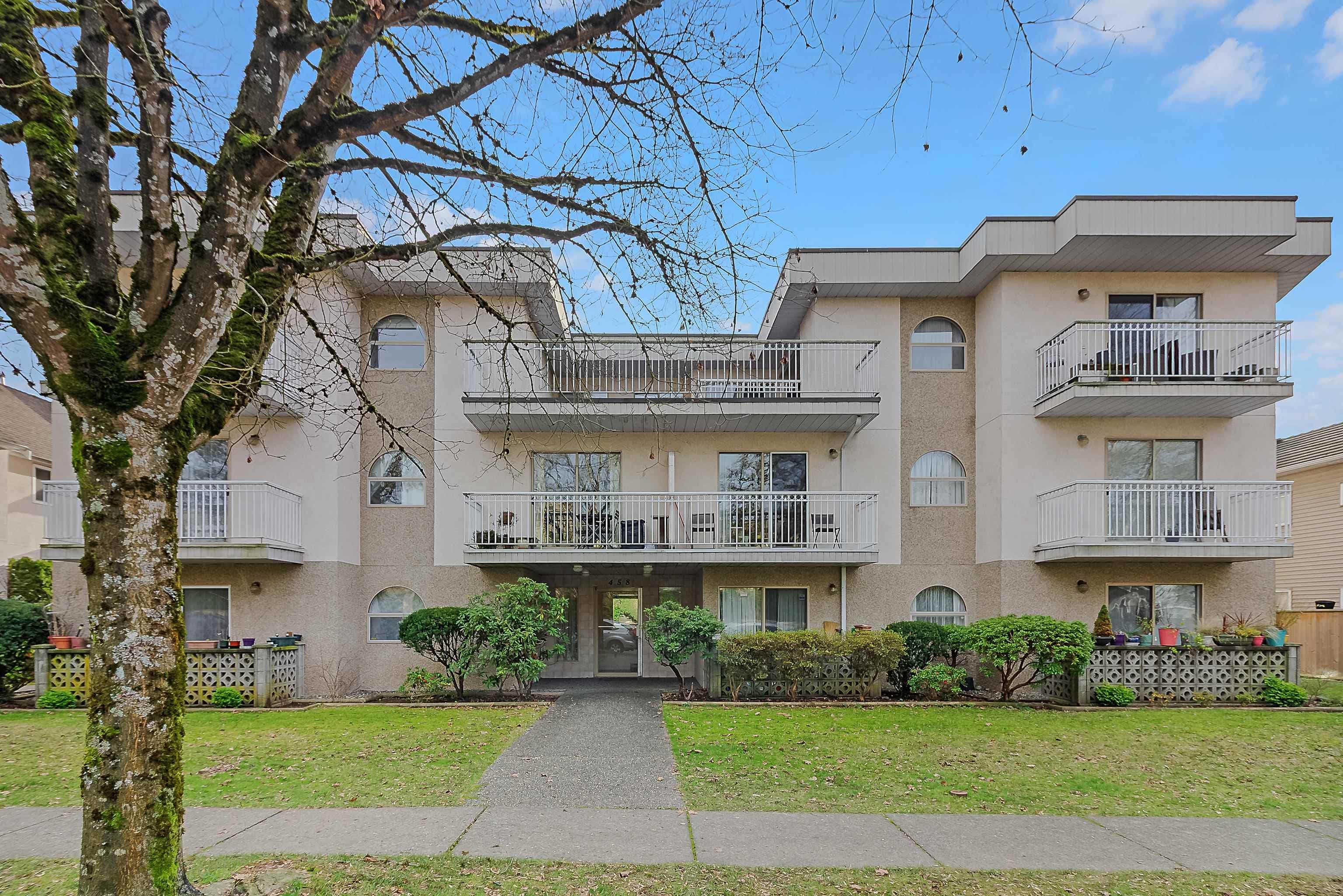 303 - 458 E 44th Avenue, Vancouver