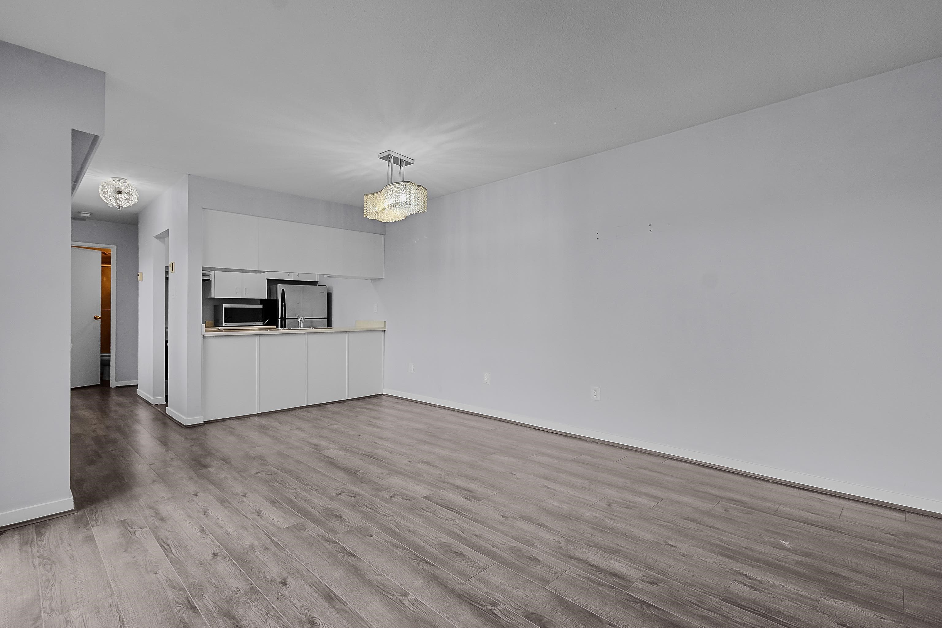 303 - 458 E 44th Avenue, Vancouver, V5W 1W3 — photo 4
