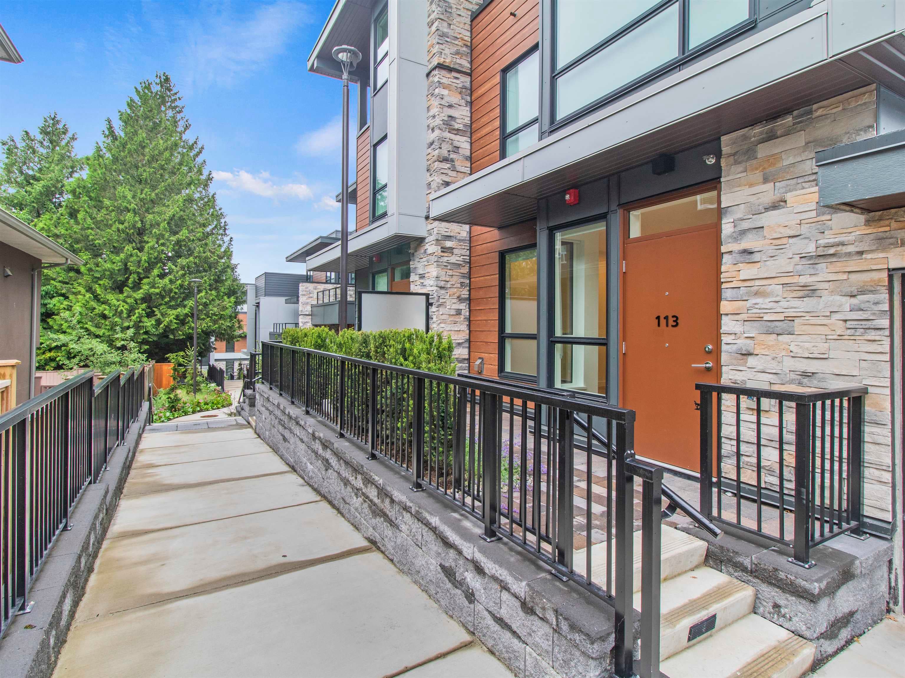 113 - 390 Guilby Street, Coquitlam, V3K 0J8 — photo 2