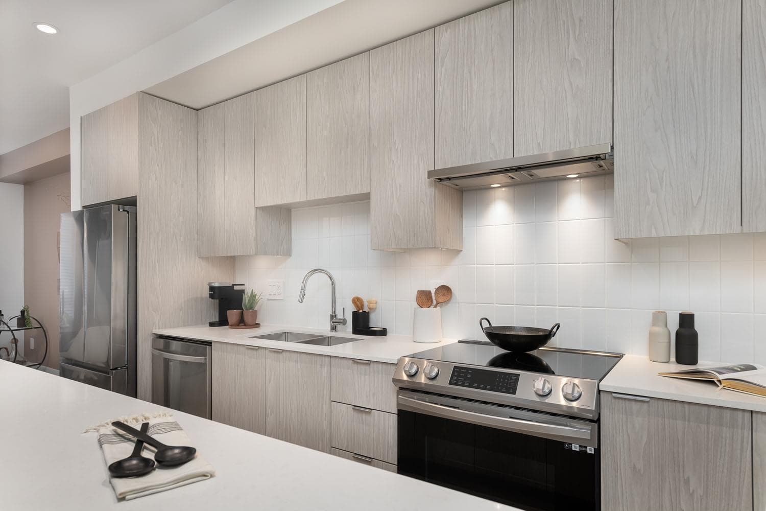 25 - 16355 21 Avenue, Surrey