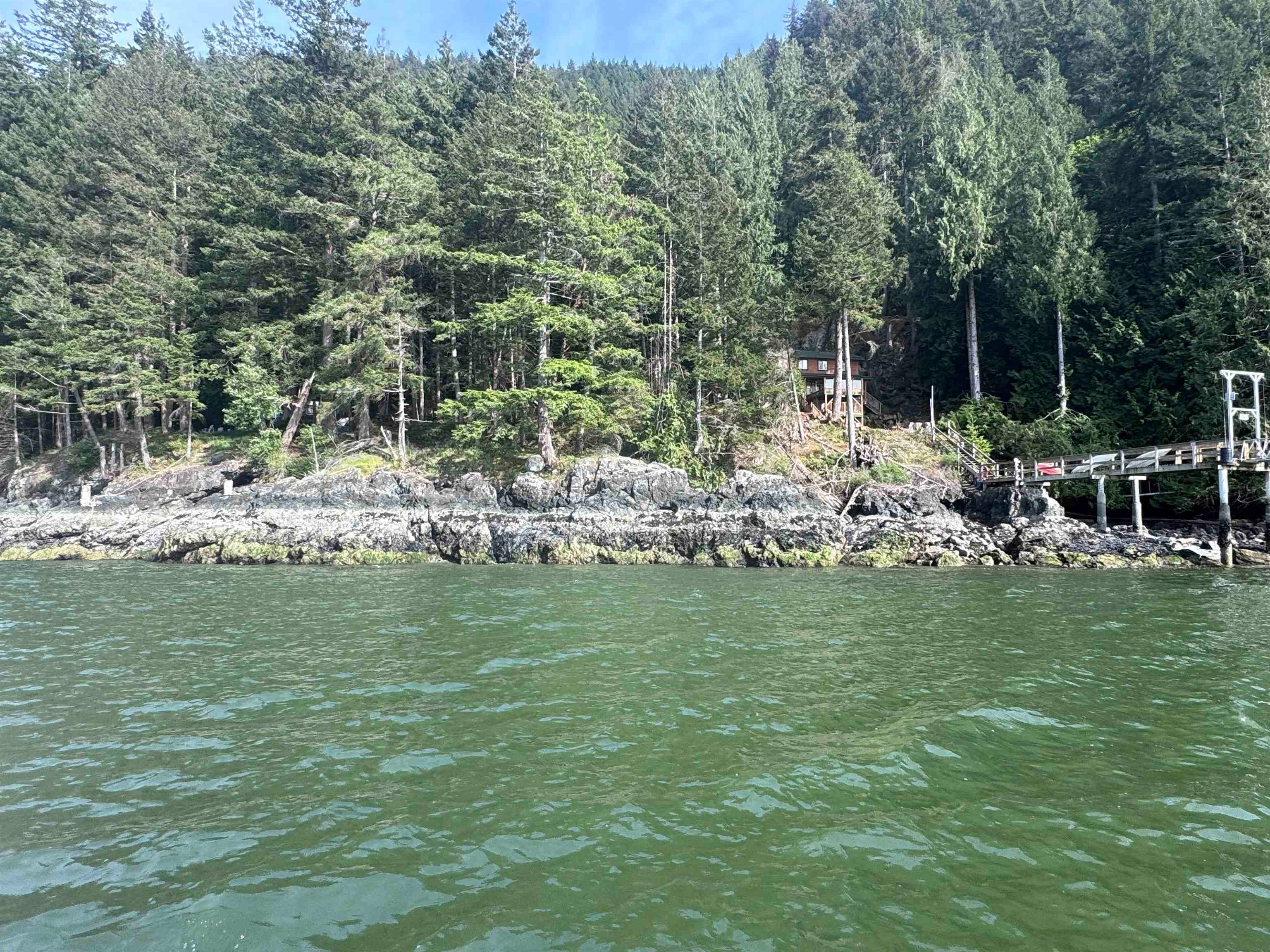 1268 Wf, Bowen Island