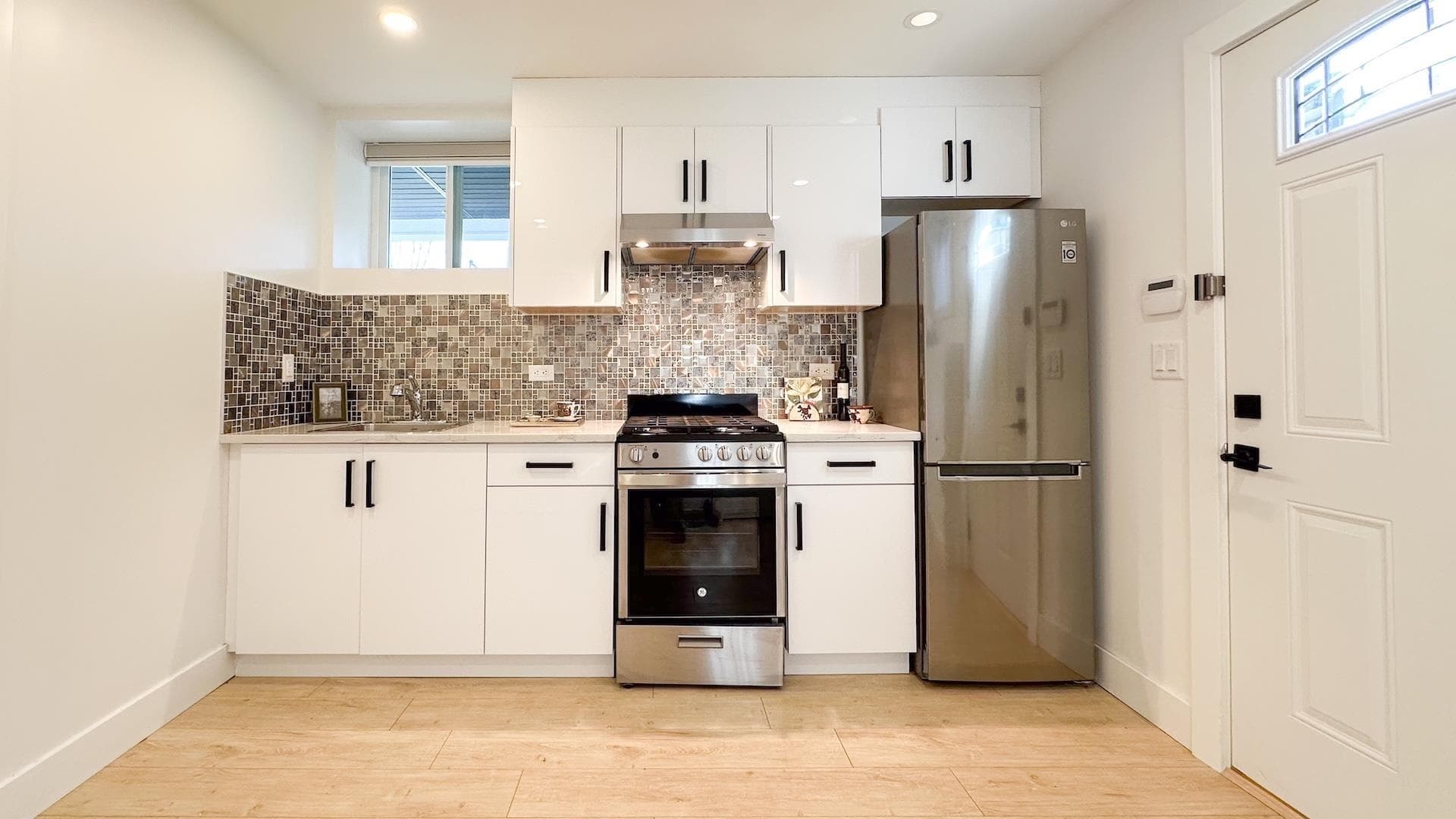 2723 Turner Street, Vancouver, V5K 2G8 — photo 2