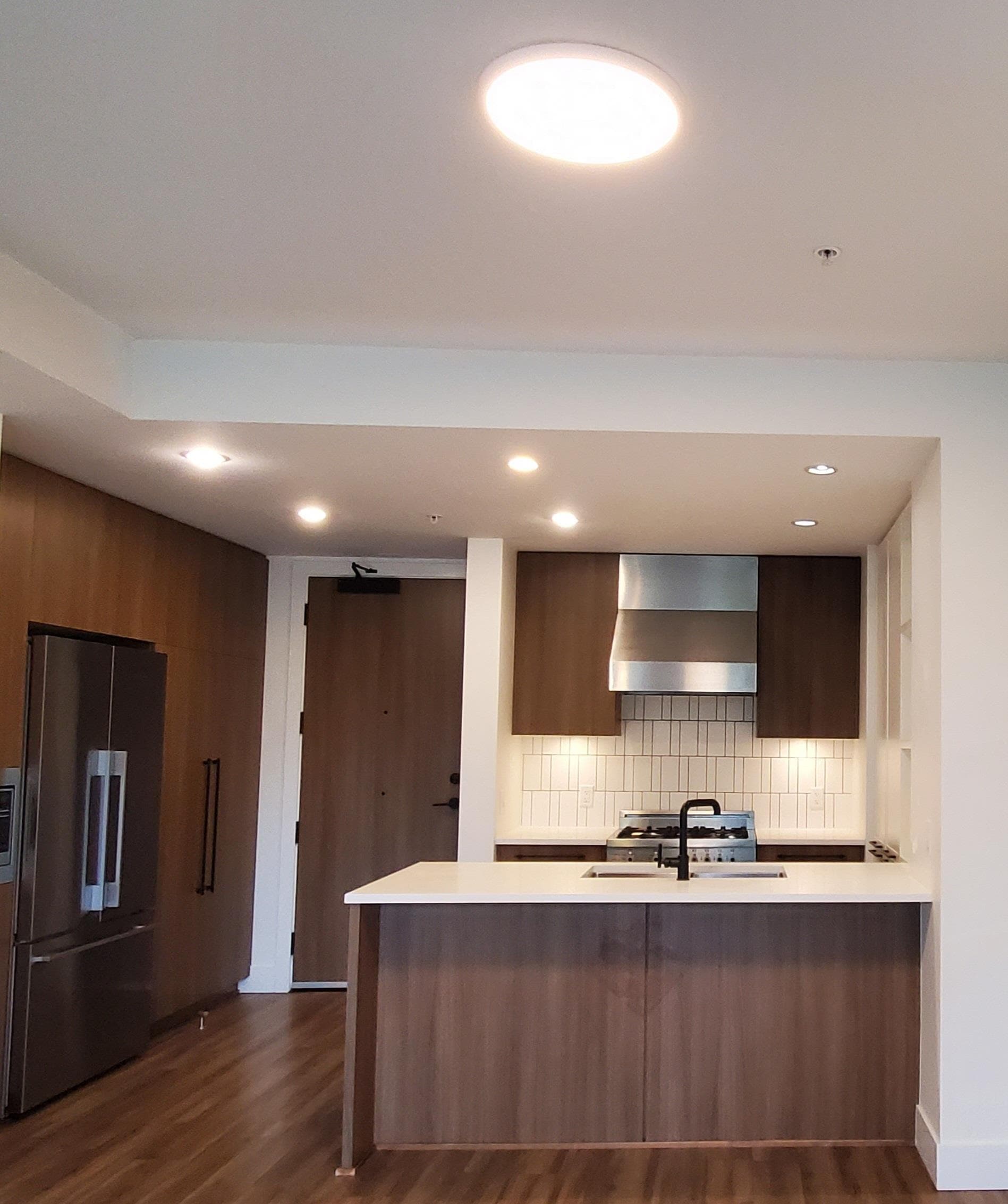 6933 Cambie Street, Vancouver, V6P 0J1 — photo 3