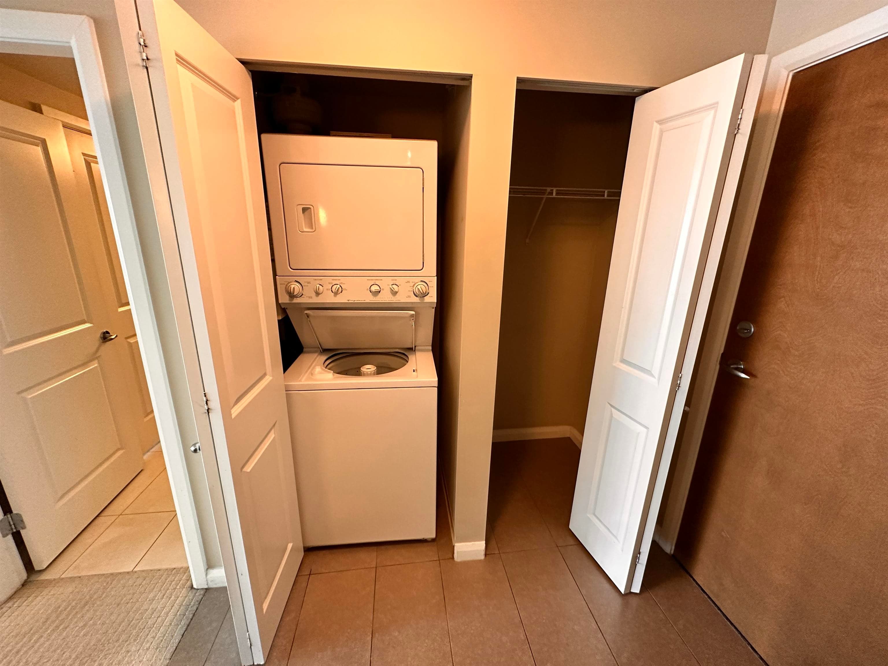 2307 - 888 Carnarvon Street, New Westminster, V3M 0C6 — photo 4