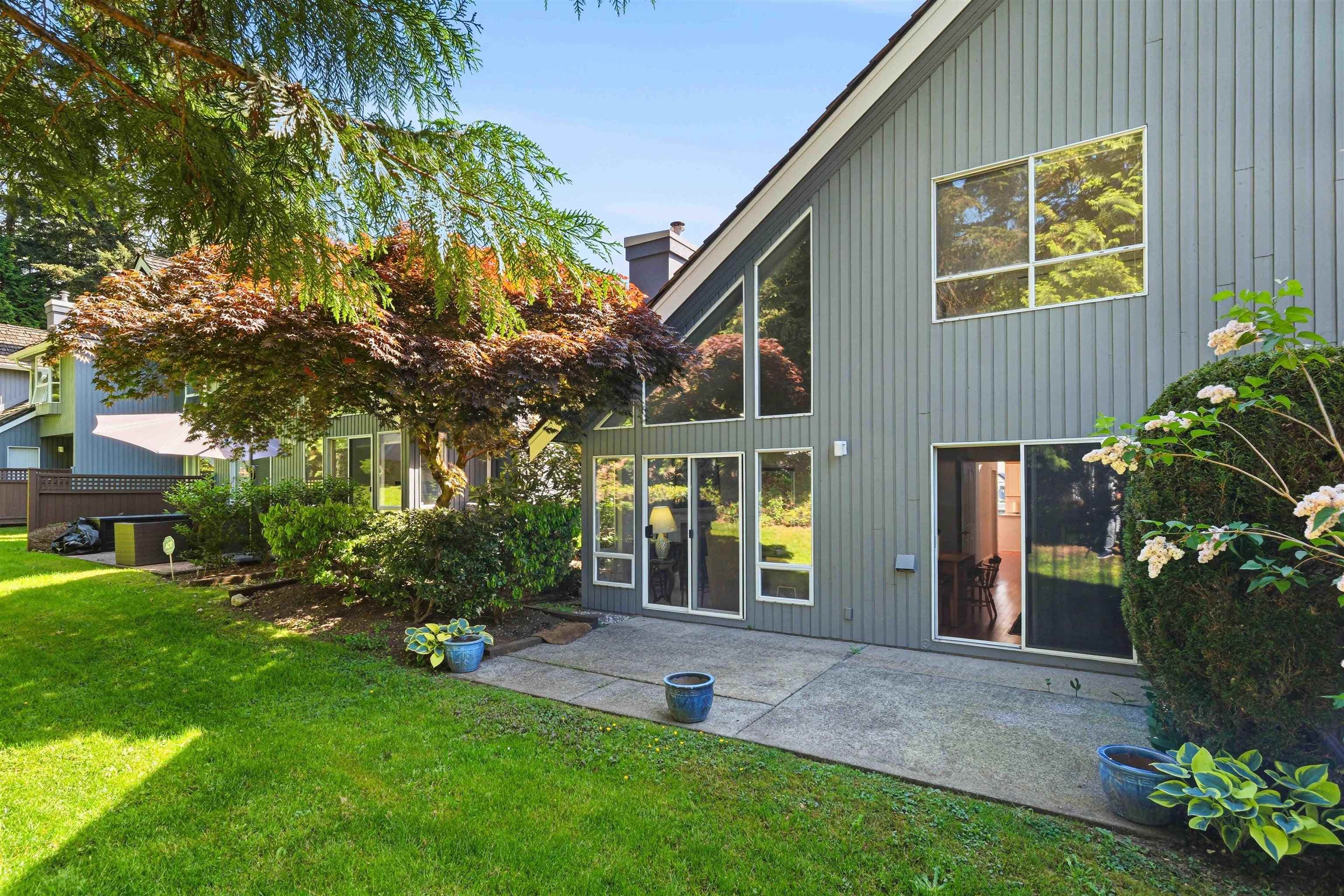 5 - 1925 Indian River Crescent, North Vancouver