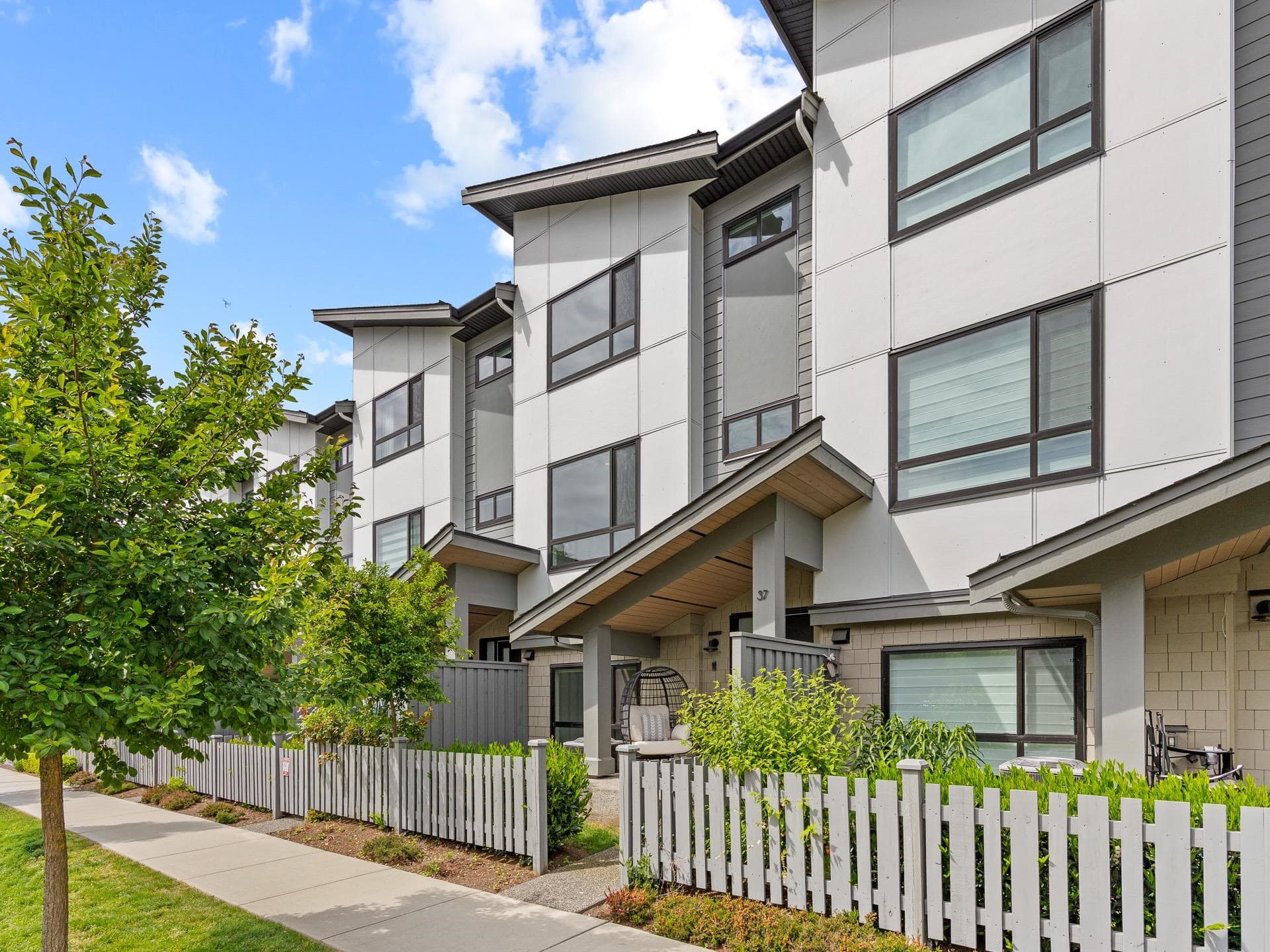 37 - 16589 25 Avenue, Surrey