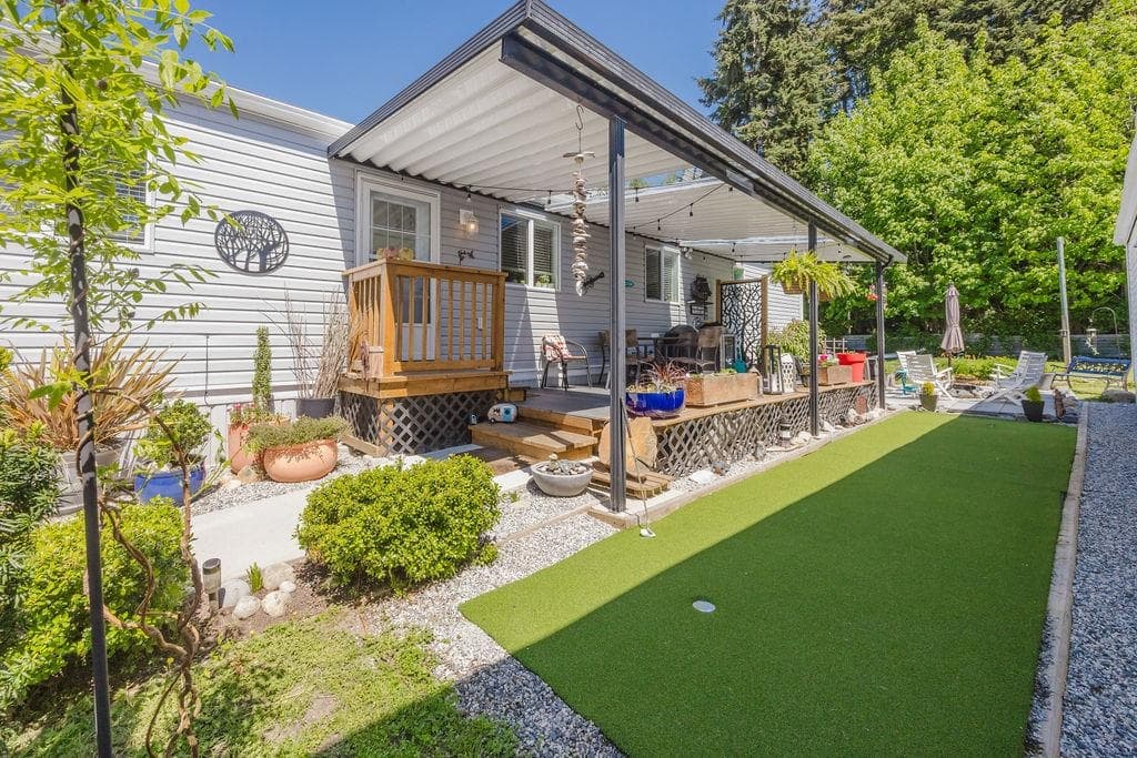 13 - 4496 Sunshine Coast Highway, Sechelt
