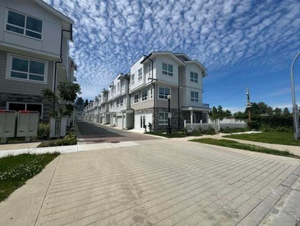 4 - 8181 135a Street, Surrey