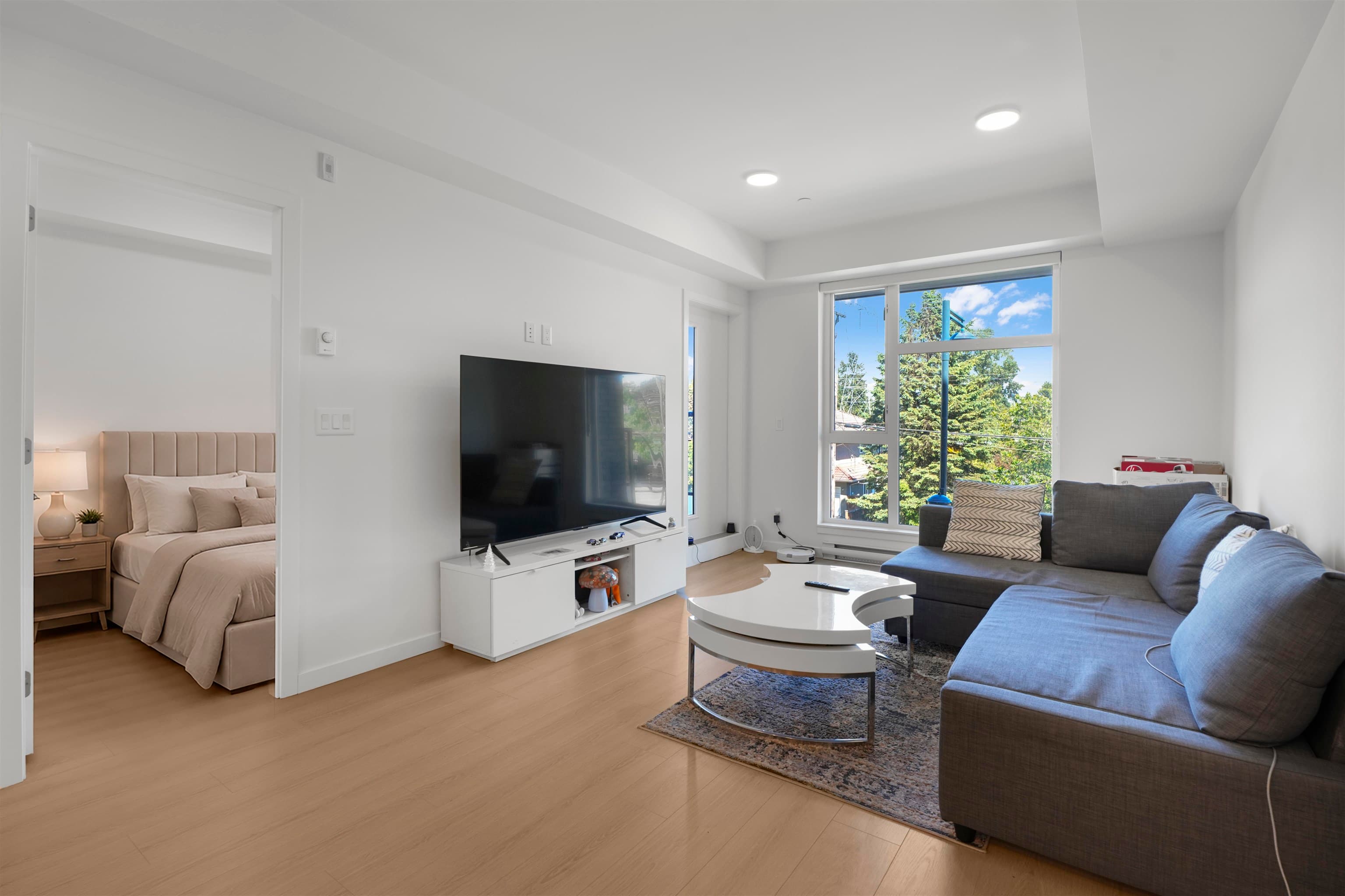 E206 - 10829 140 Street, Surrey