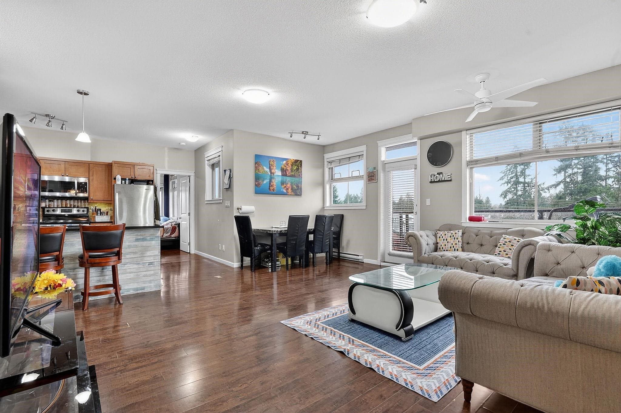 404 - 22858 Lougheed Highway, Maple Ridge