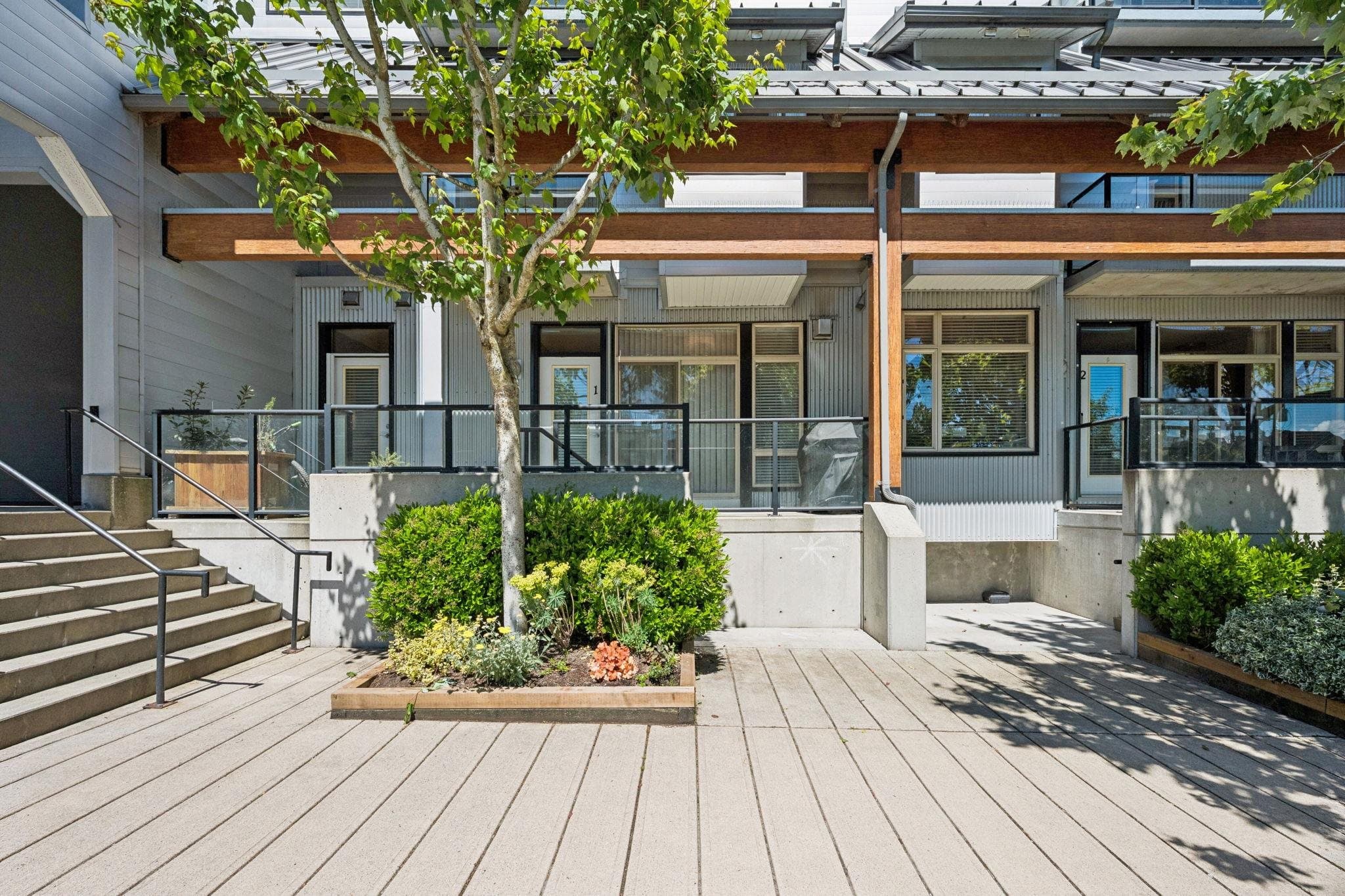 1 - 6233 London Road, Richmond