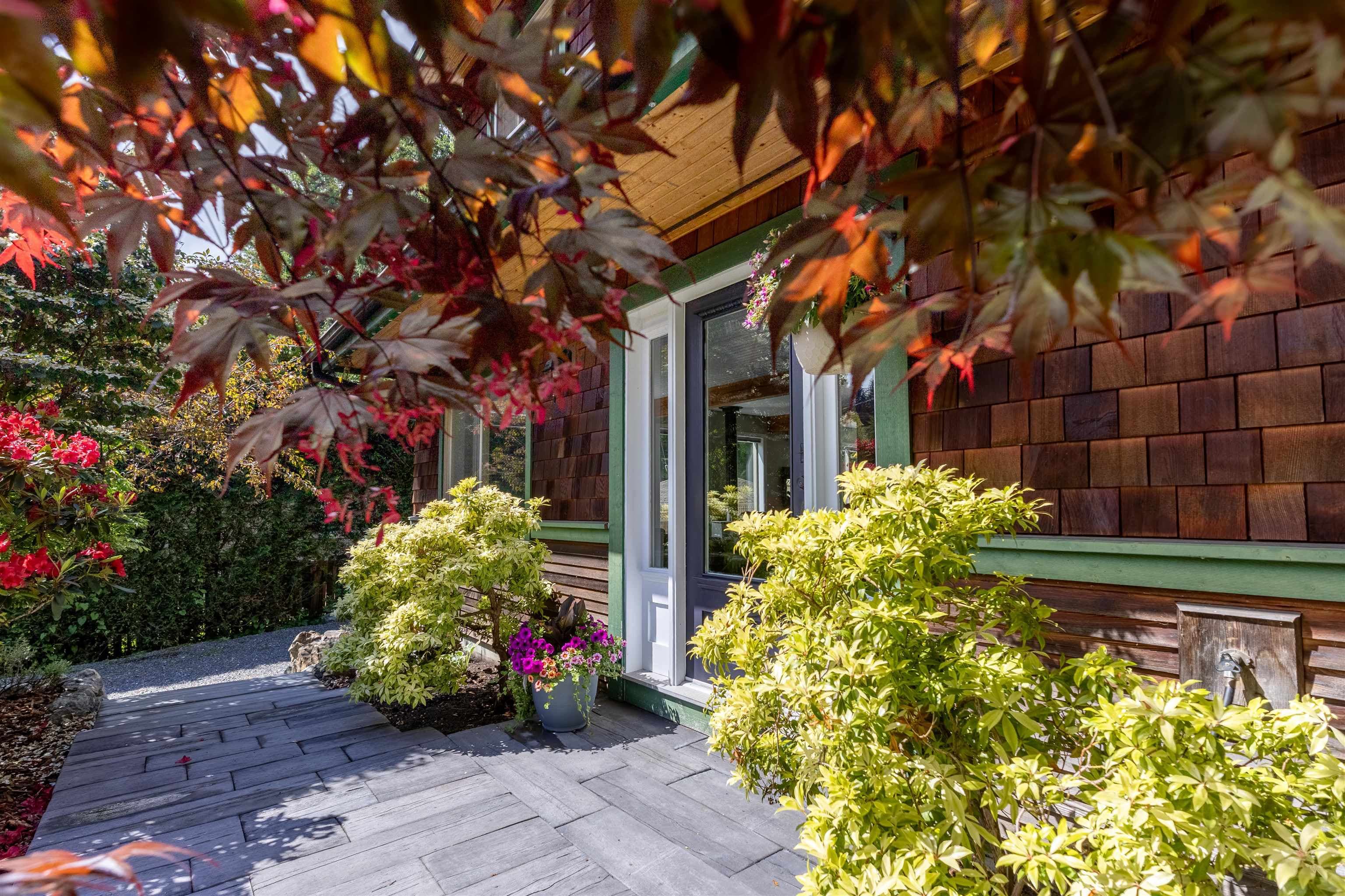 1320 Eagle Cliff Road, Bowen Island