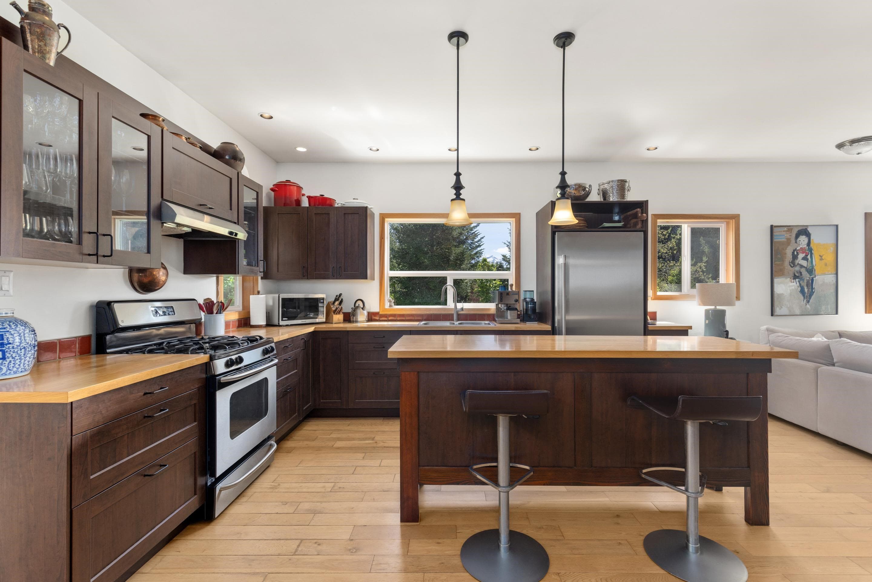 8950 Pemberton Meadows Road, Pemberton, V0N 2L2 — photo 5