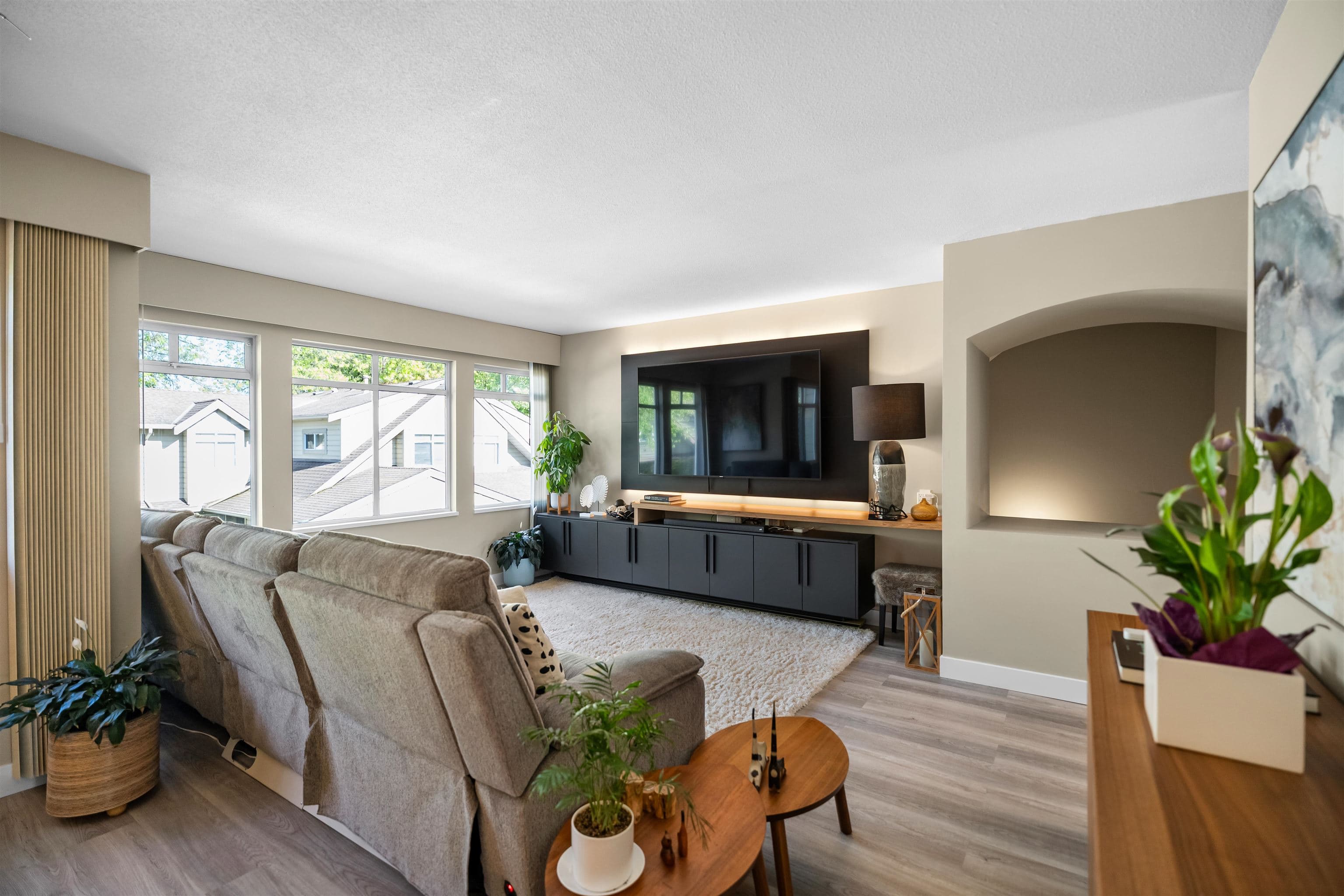43 - 10238 155a Street, Surrey, V3R 0V8 — photo 5