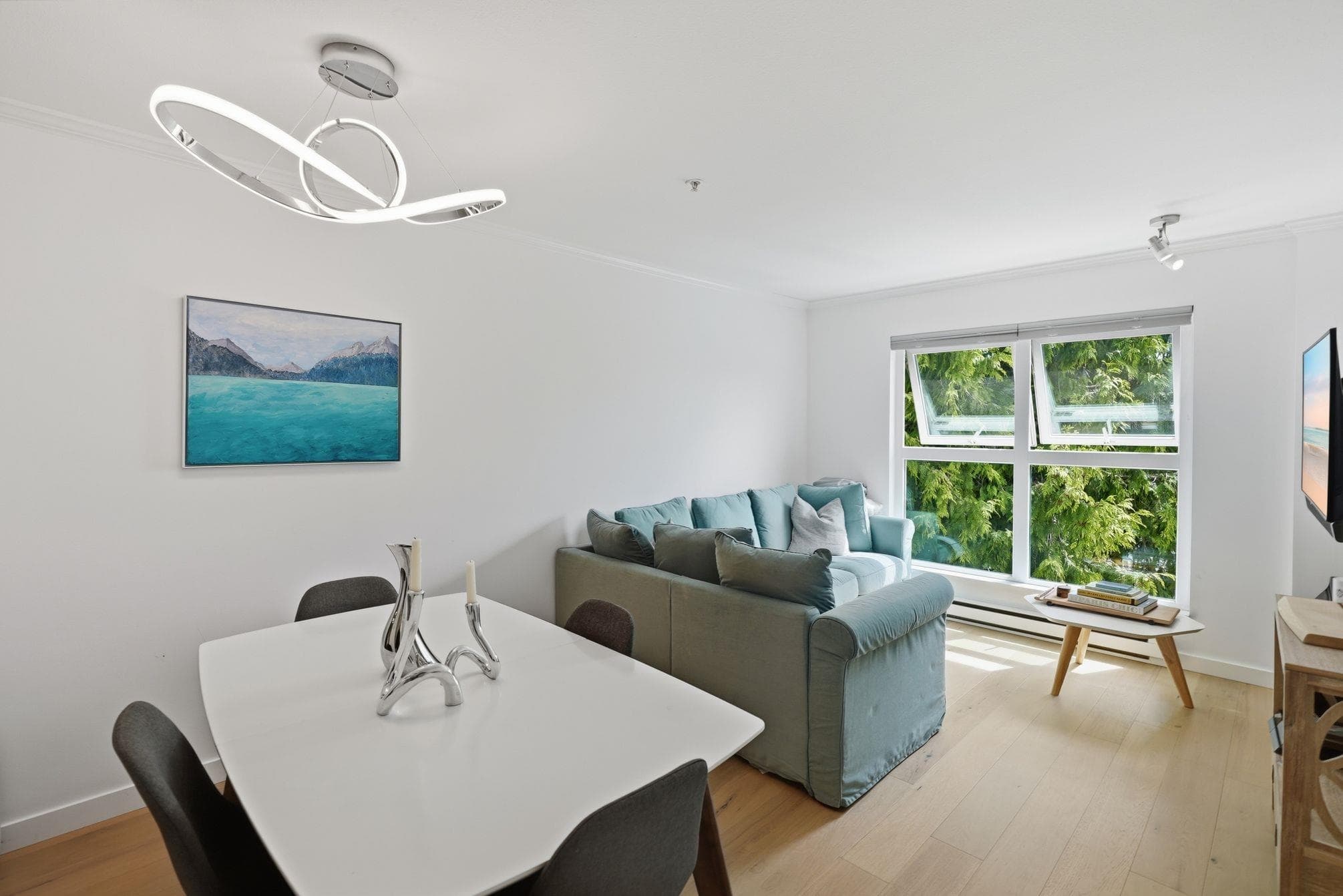 2510 W 4th Avenue, Vancouver