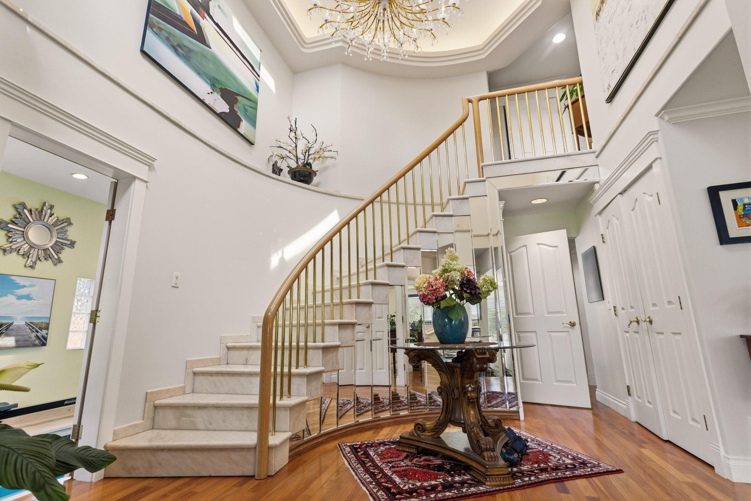 2541 Marine Drive, West Vancouver