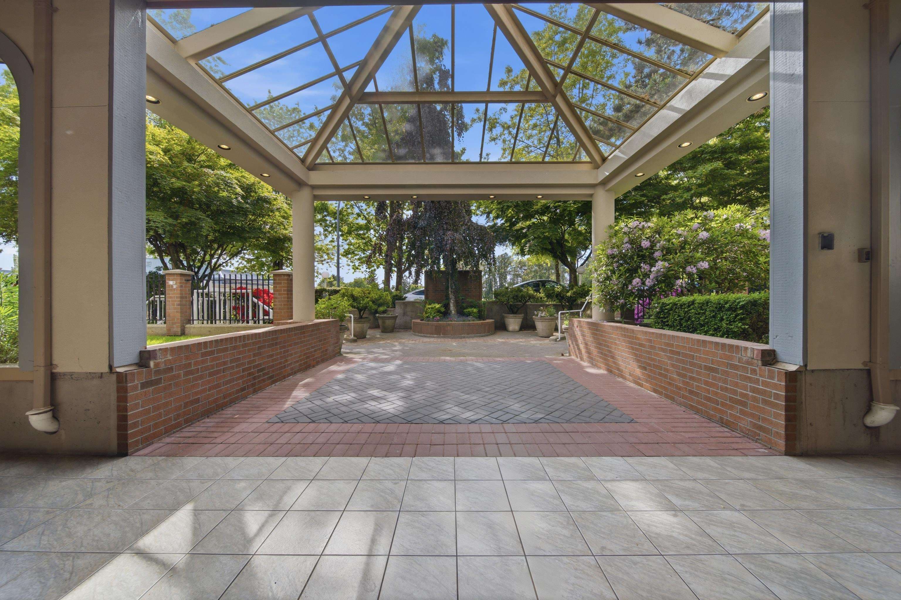 203 - 7326 Antrim Avenue, Burnaby