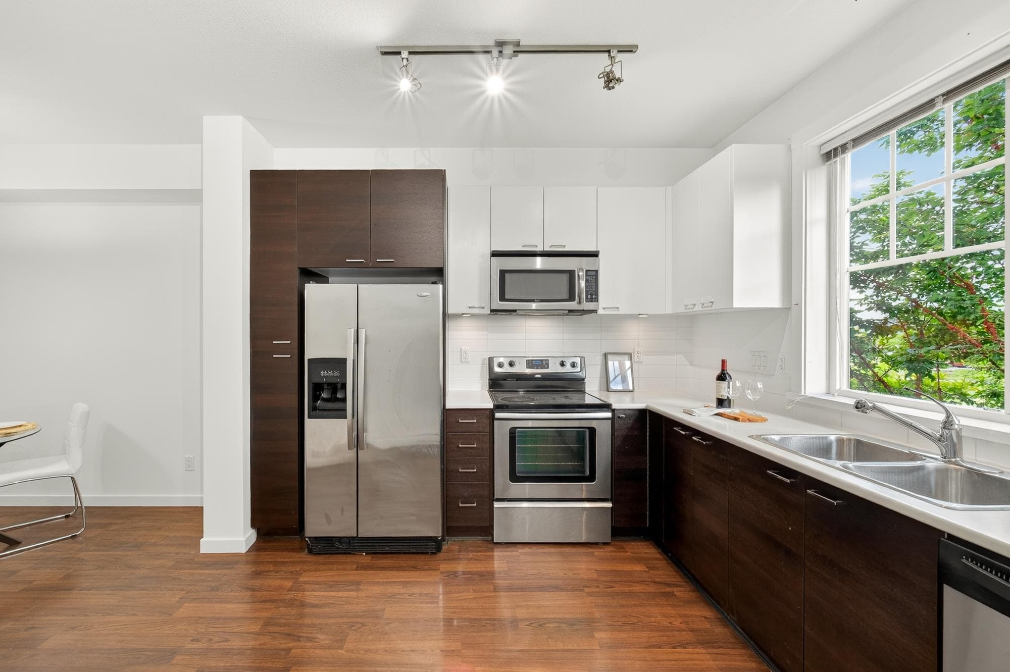 4 - 7348 192a Street, Surrey