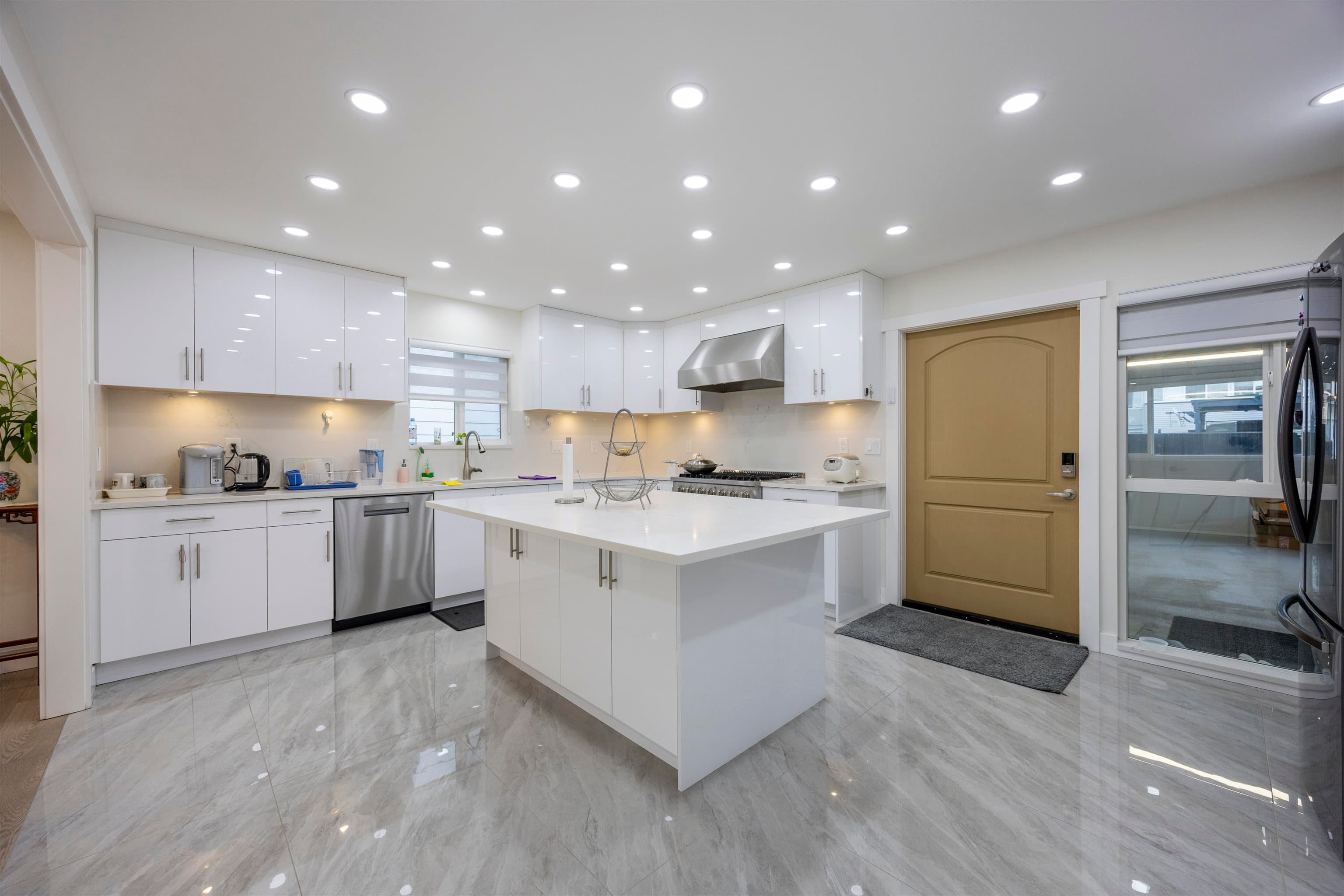 3881 Napier Street, Burnaby