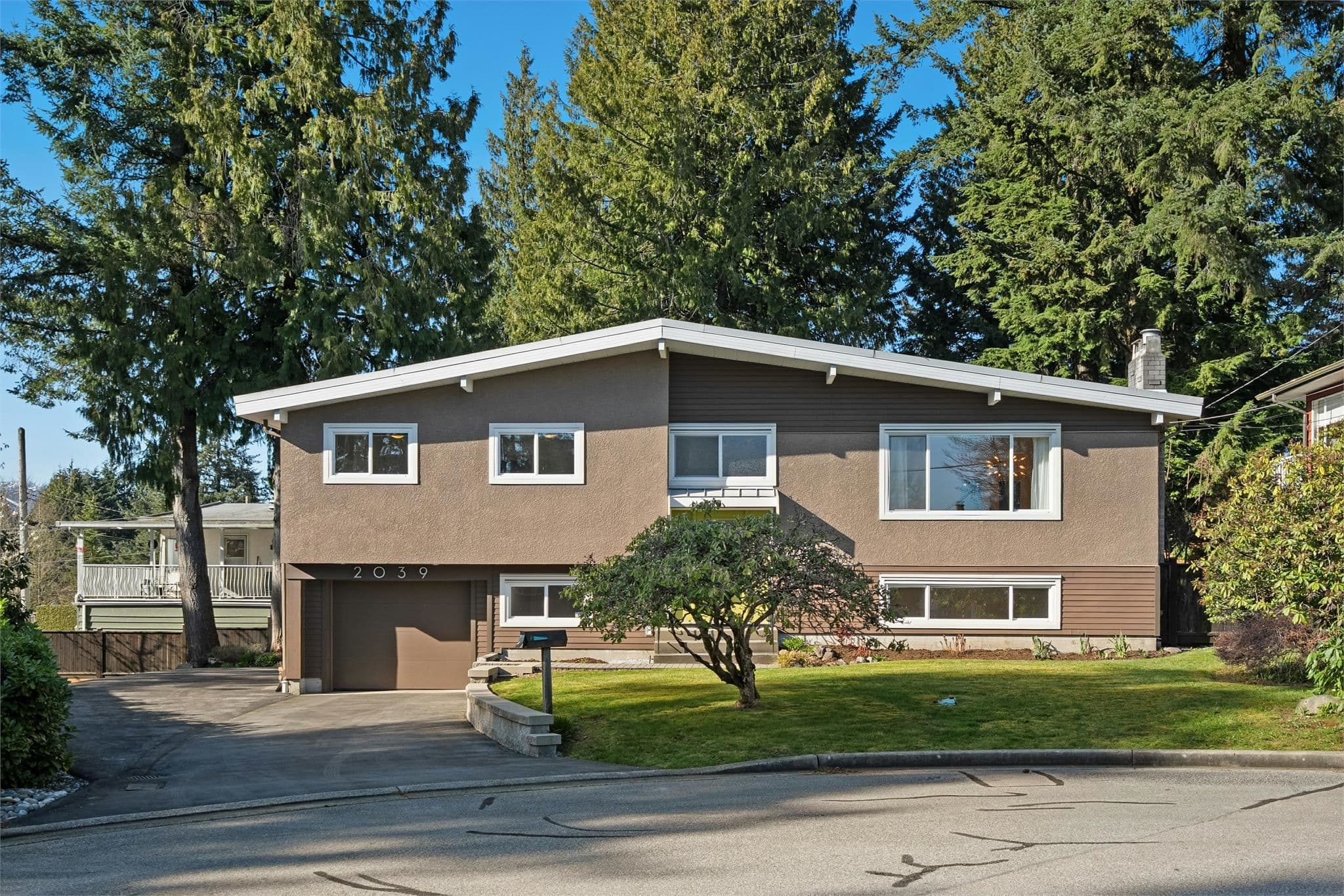 2039 Compton Court, Coquitlam — sold
