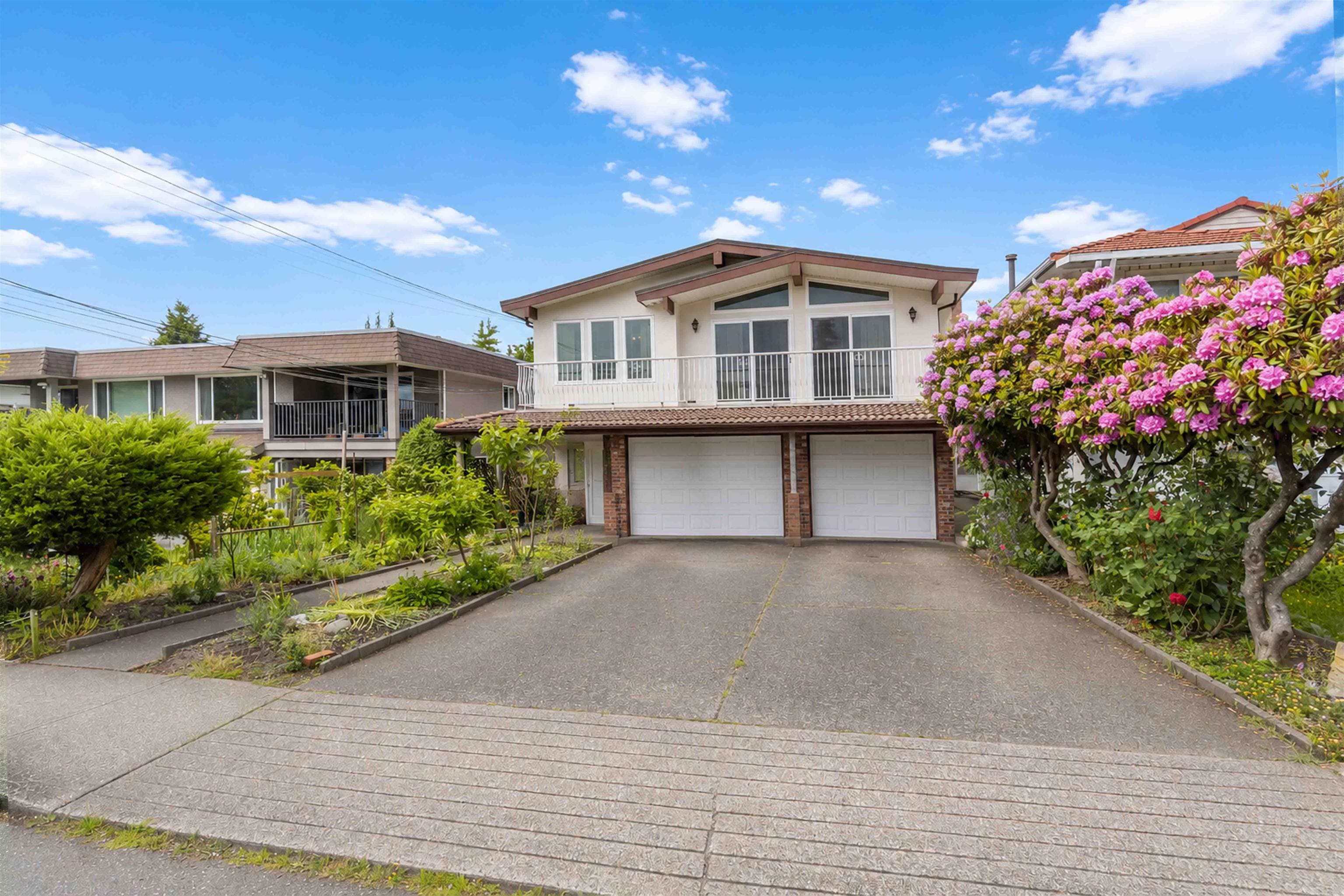 6895 Mckay Avenue, Burnaby — sold