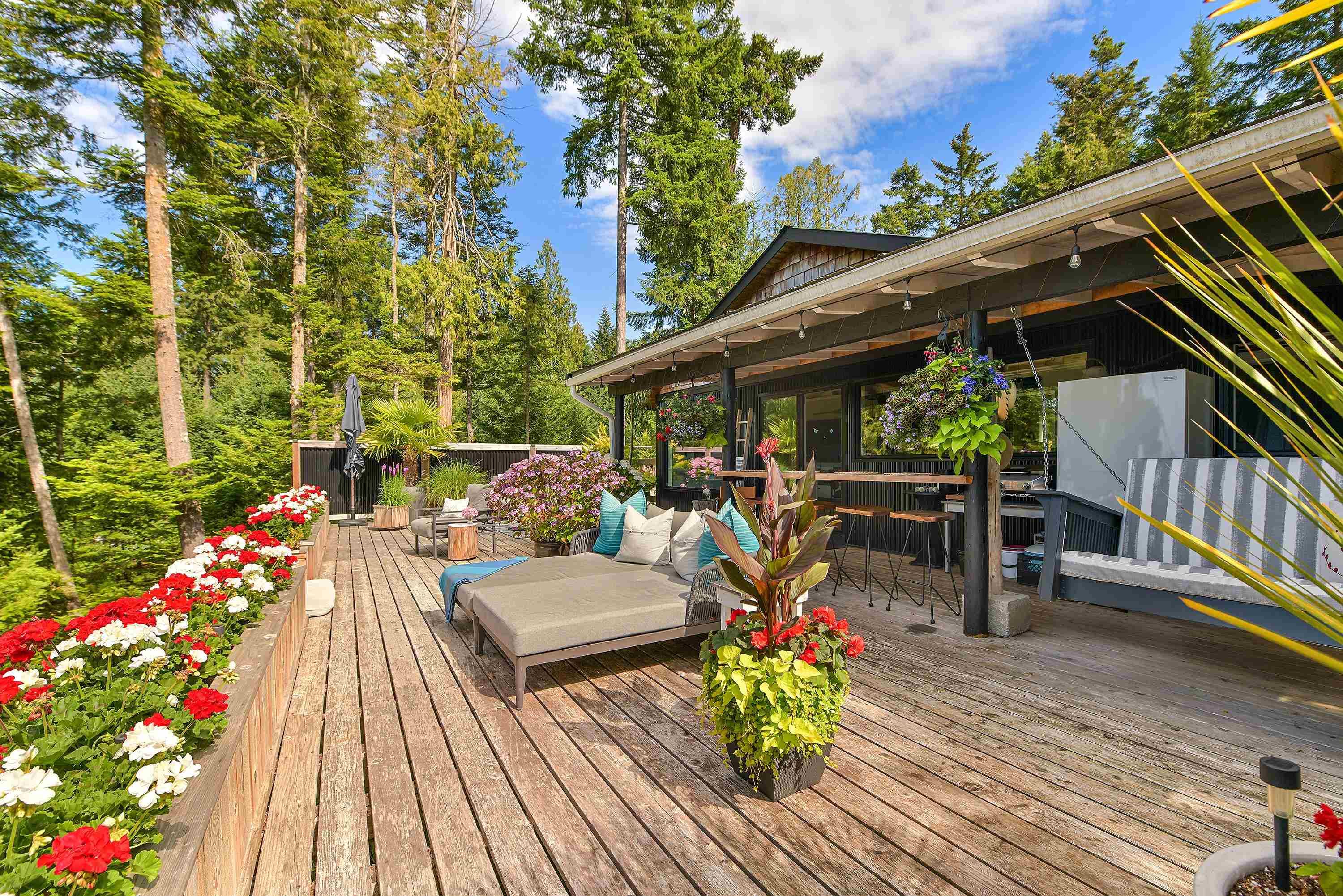 430 Mckercher Road, Mayne Island, V0N 2J2 — photo 4