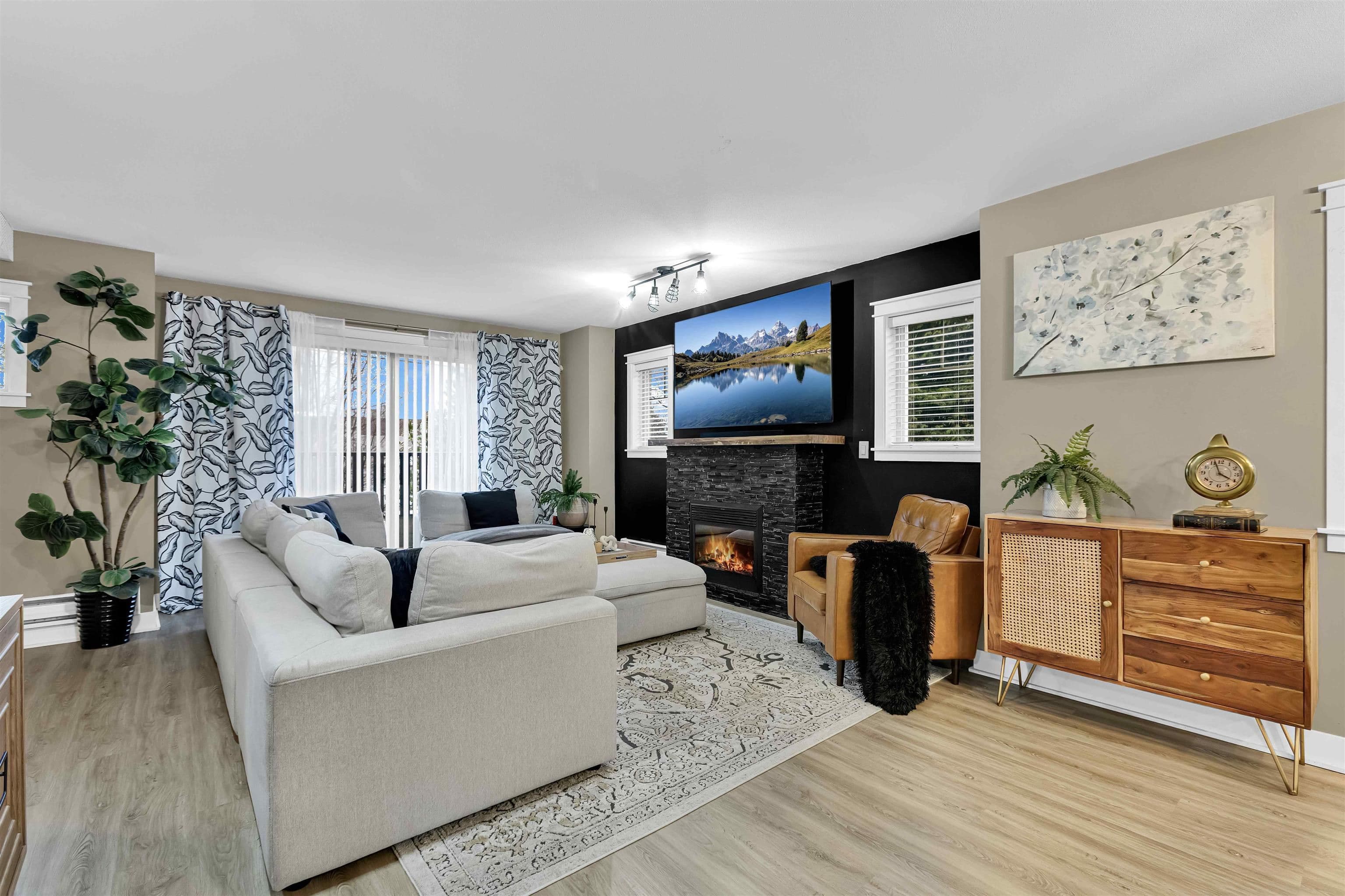 101 - 13368 72 Avenue, Surrey