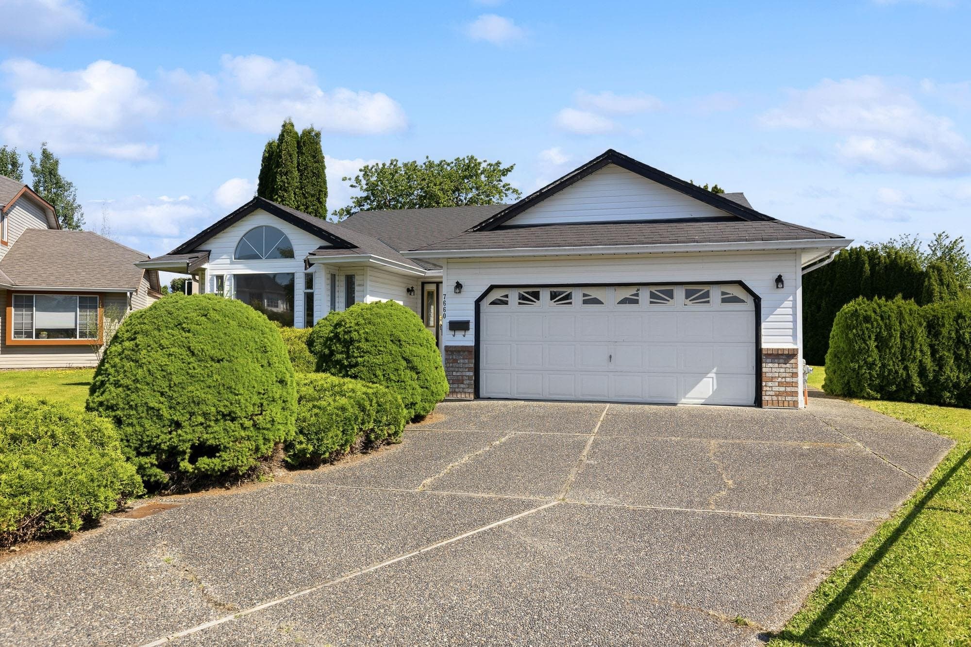 7660 Sapphire Drive, Chilliwack