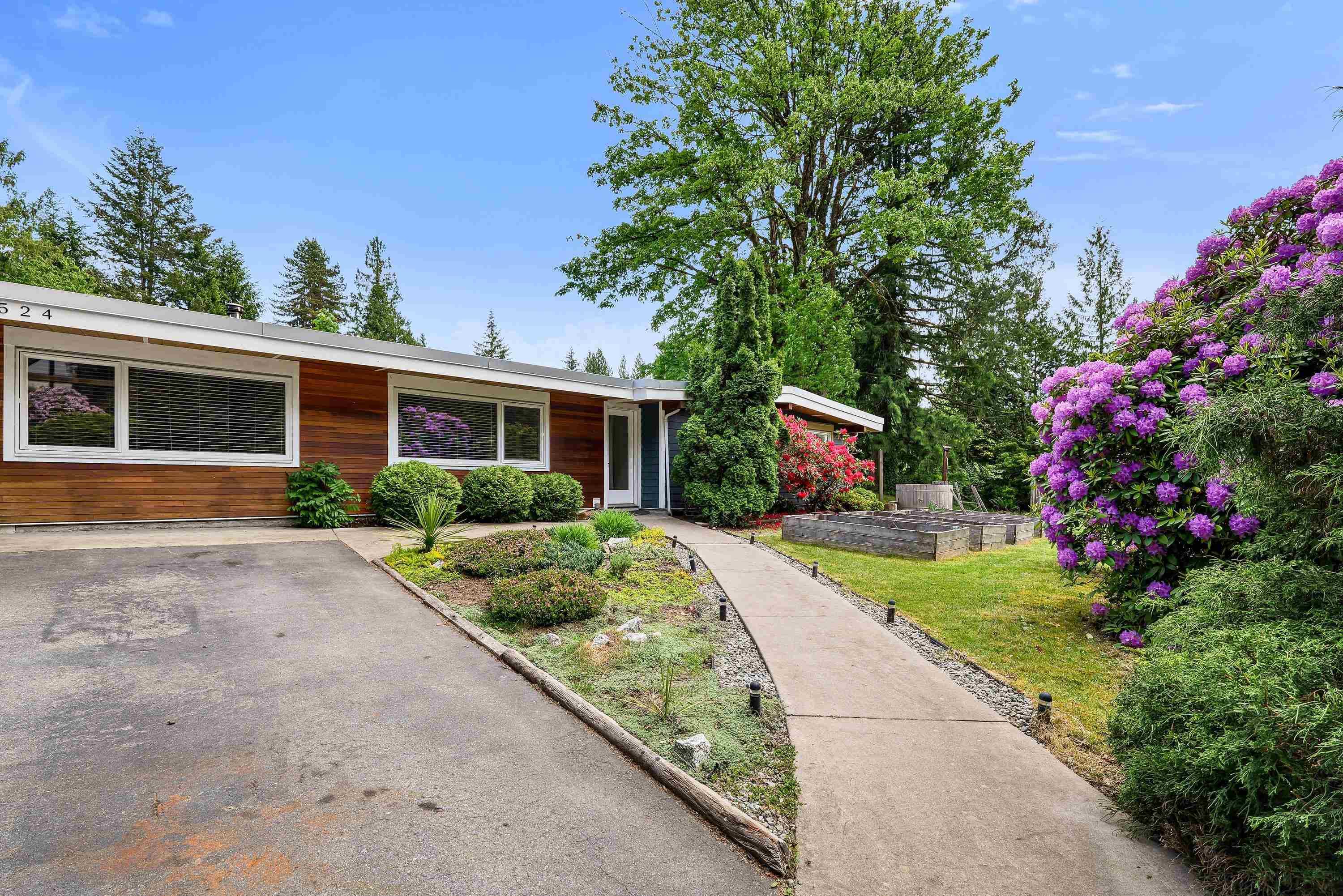 40524 N Highlands Way, Squamish