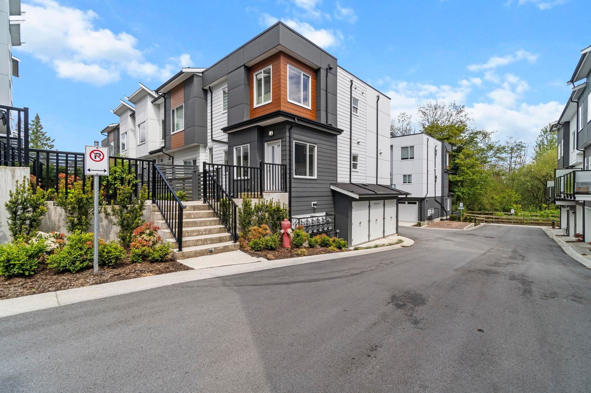 29 - 9652 162a Street, Surrey