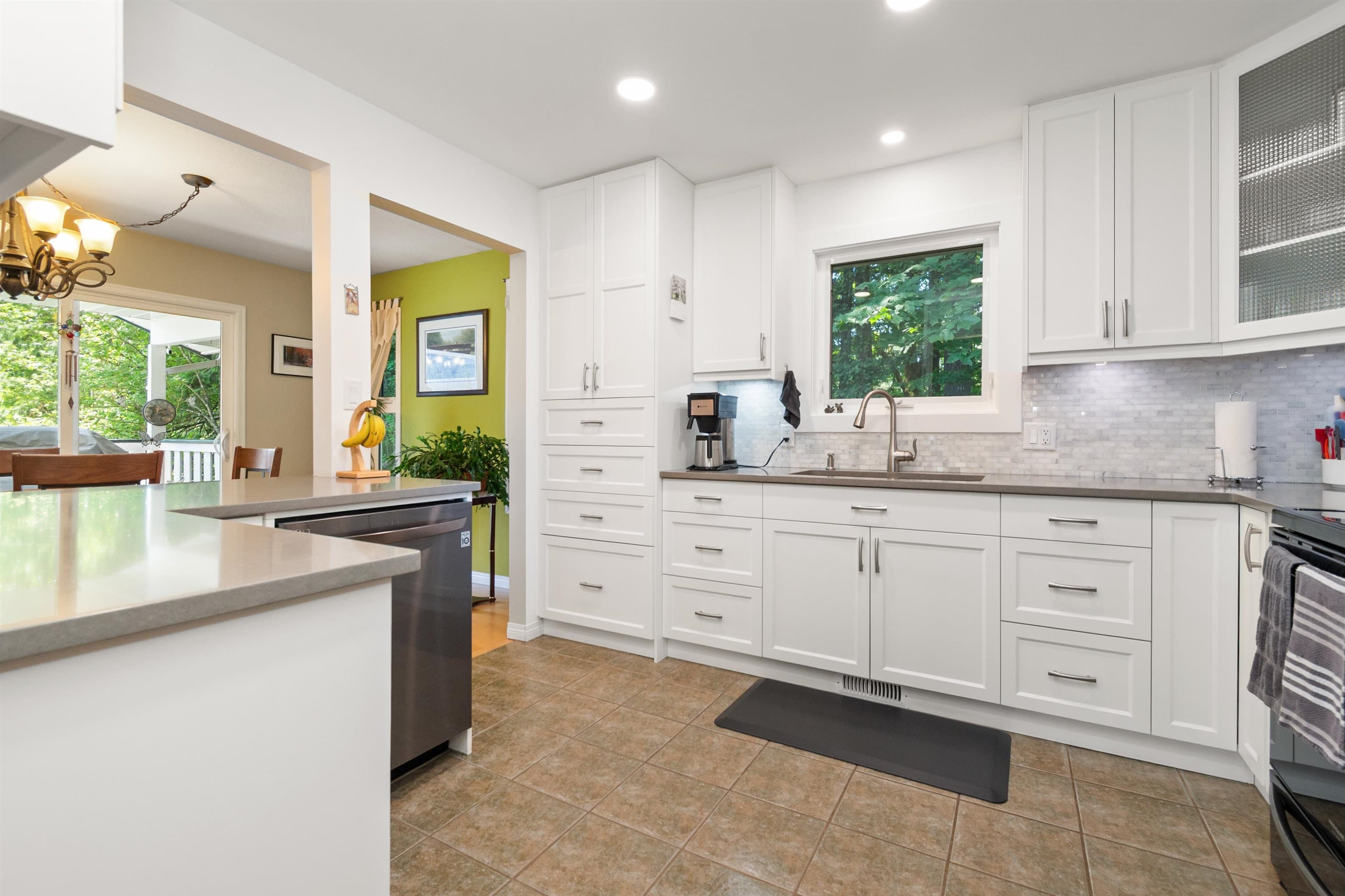 21035 Swallow Place, Hope