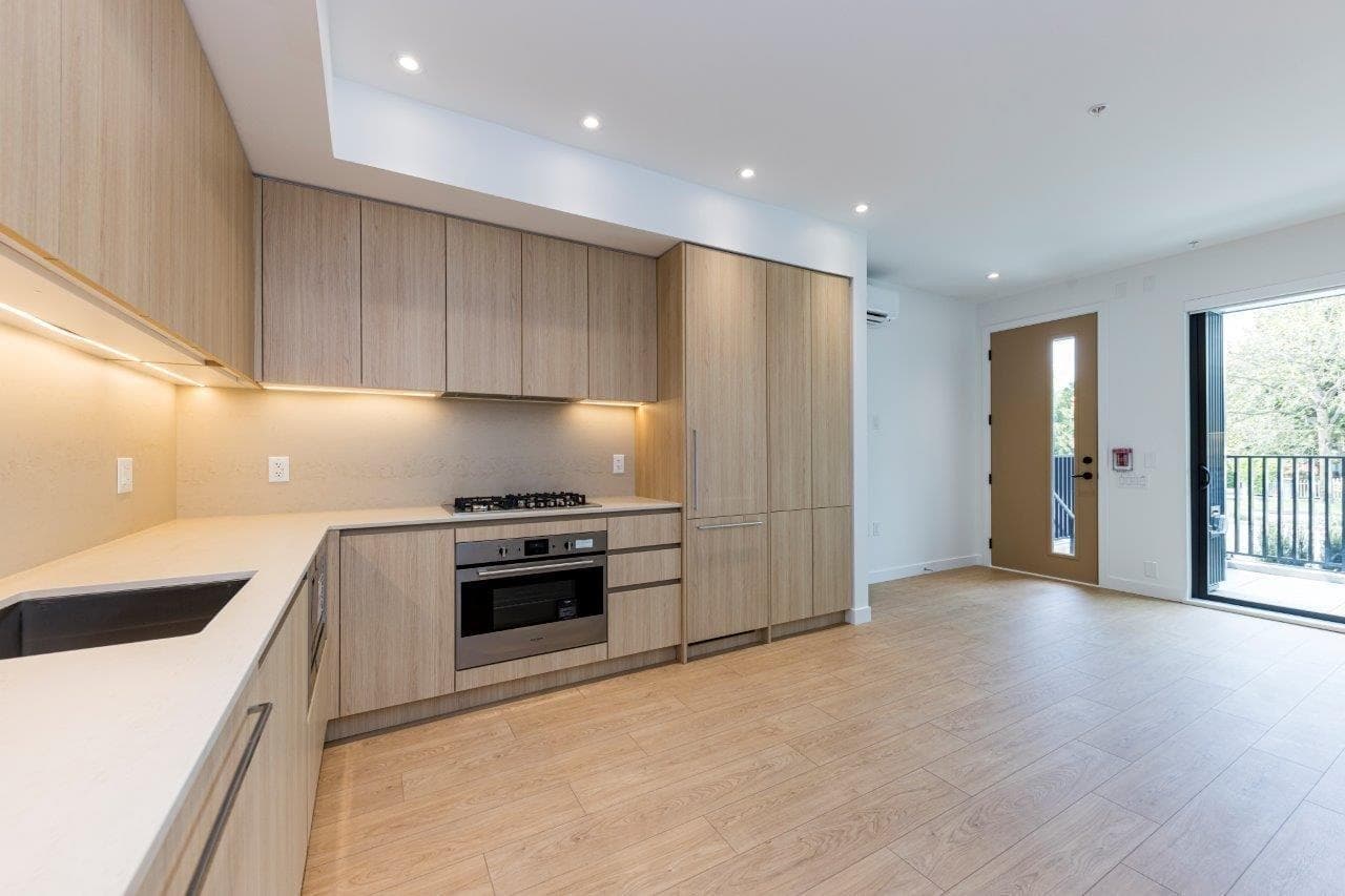 1 - 2868 Nanaimo Street, Vancouver, V5N 5G1 — photo 2